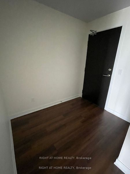60 Berwick Avenue 1305 Property Photo 2
