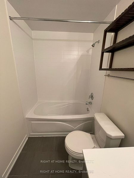 60 Berwick Avenue 1305 Property Photo 6