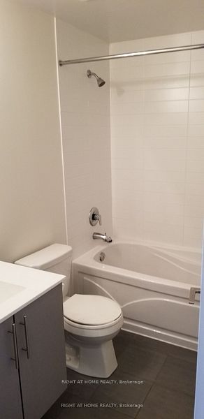 60 Berwick Avenue 1305 Property Photo 8