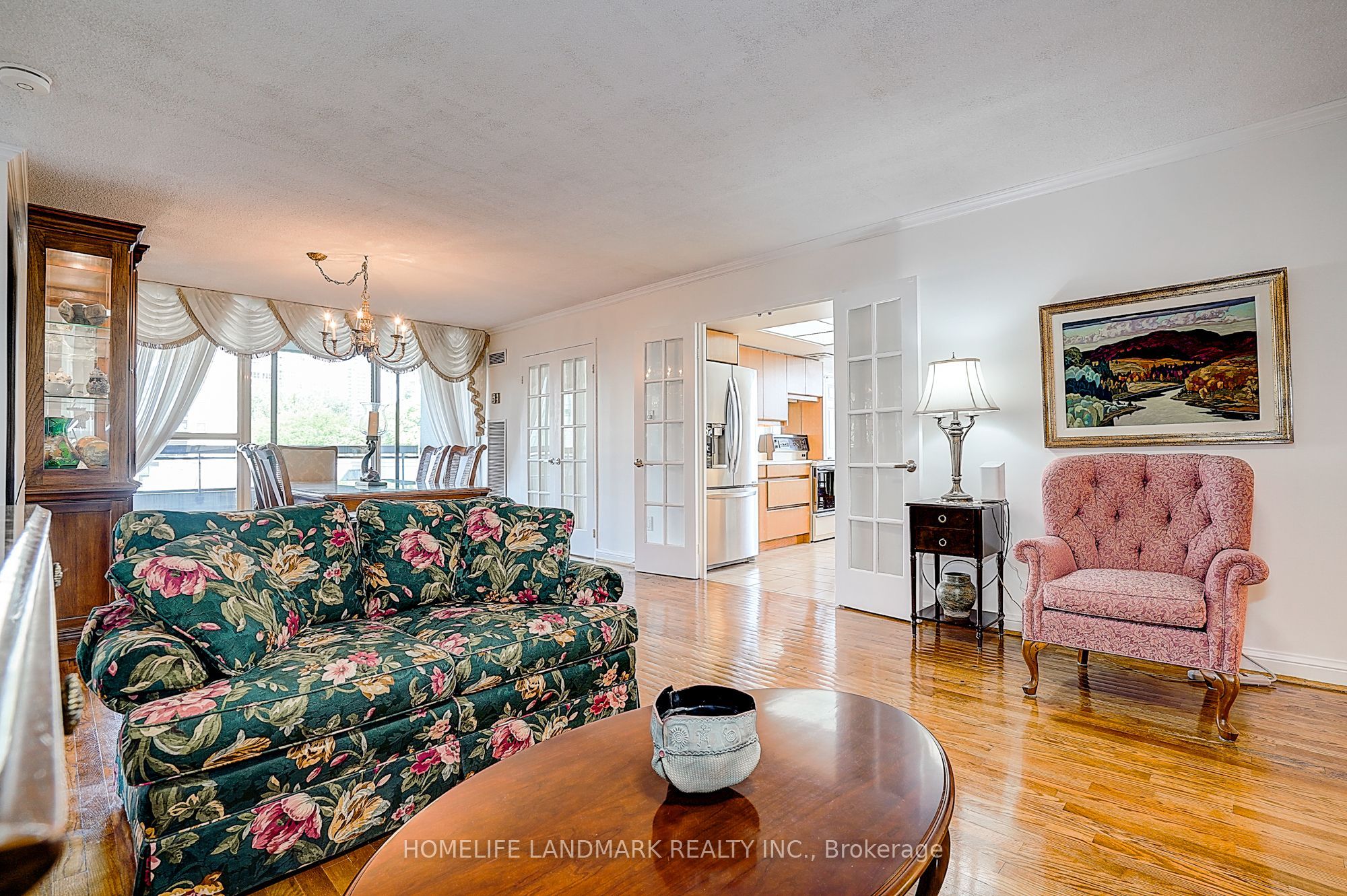 130 Carlton Street 503 Property Photo 11