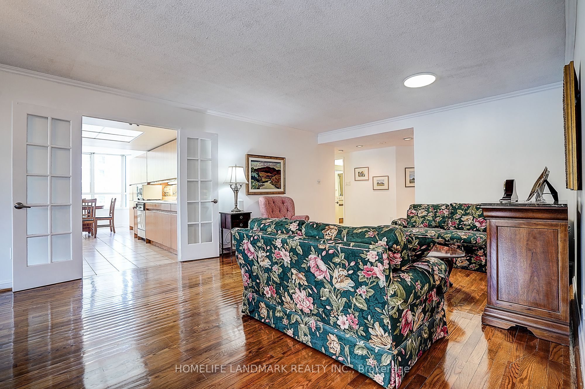 130 Carlton Street 503 Property Photo 14