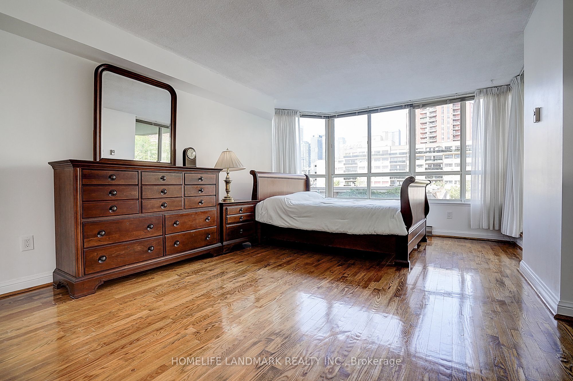 130 Carlton Street 503 Property Photo 22