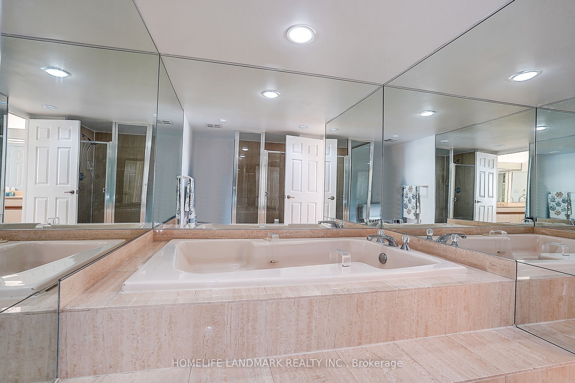 130 Carlton Street 503 Property Photo 26