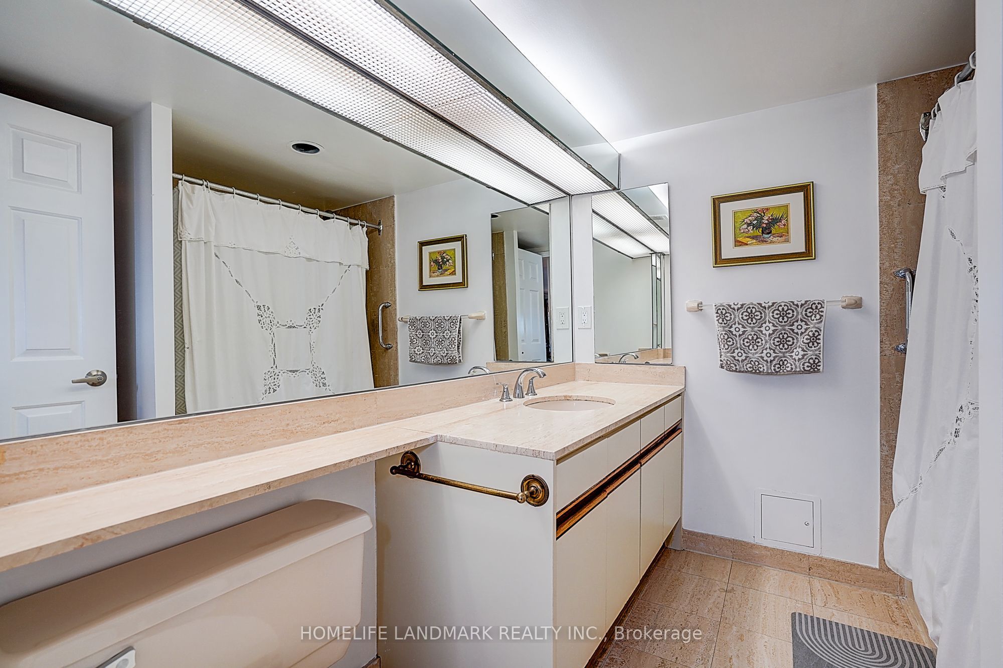 130 Carlton Street 503 Property Photo 29