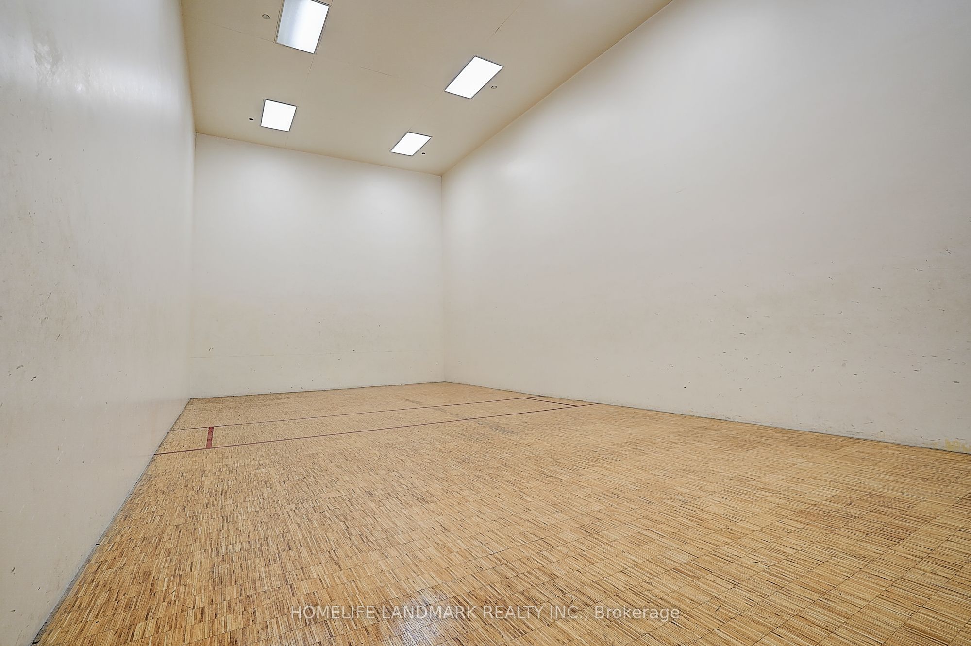 130 Carlton Street 503 Property Photo 45