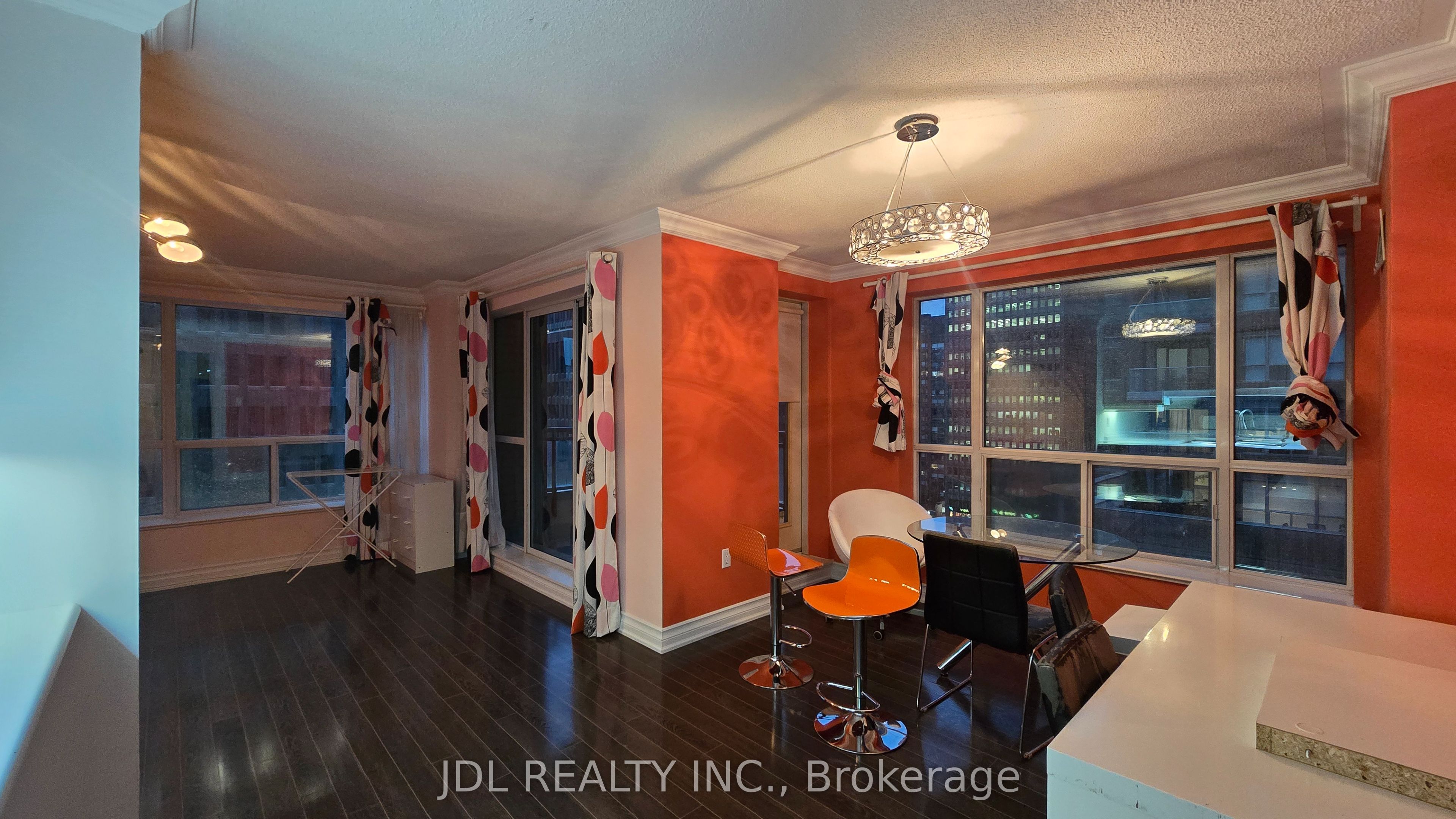 889 Bay Street 1206 Property Photo 1