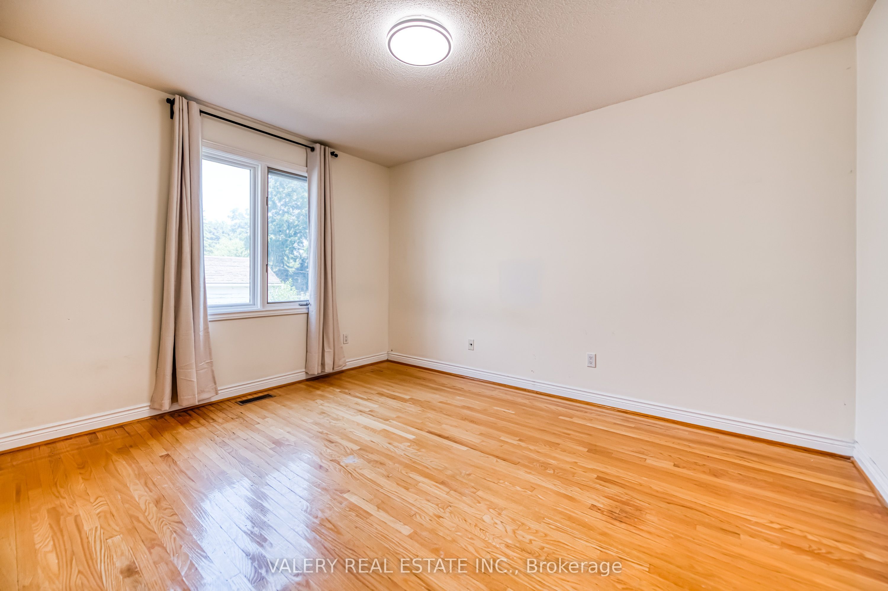 163 Holmes Avenue Property Photo 4