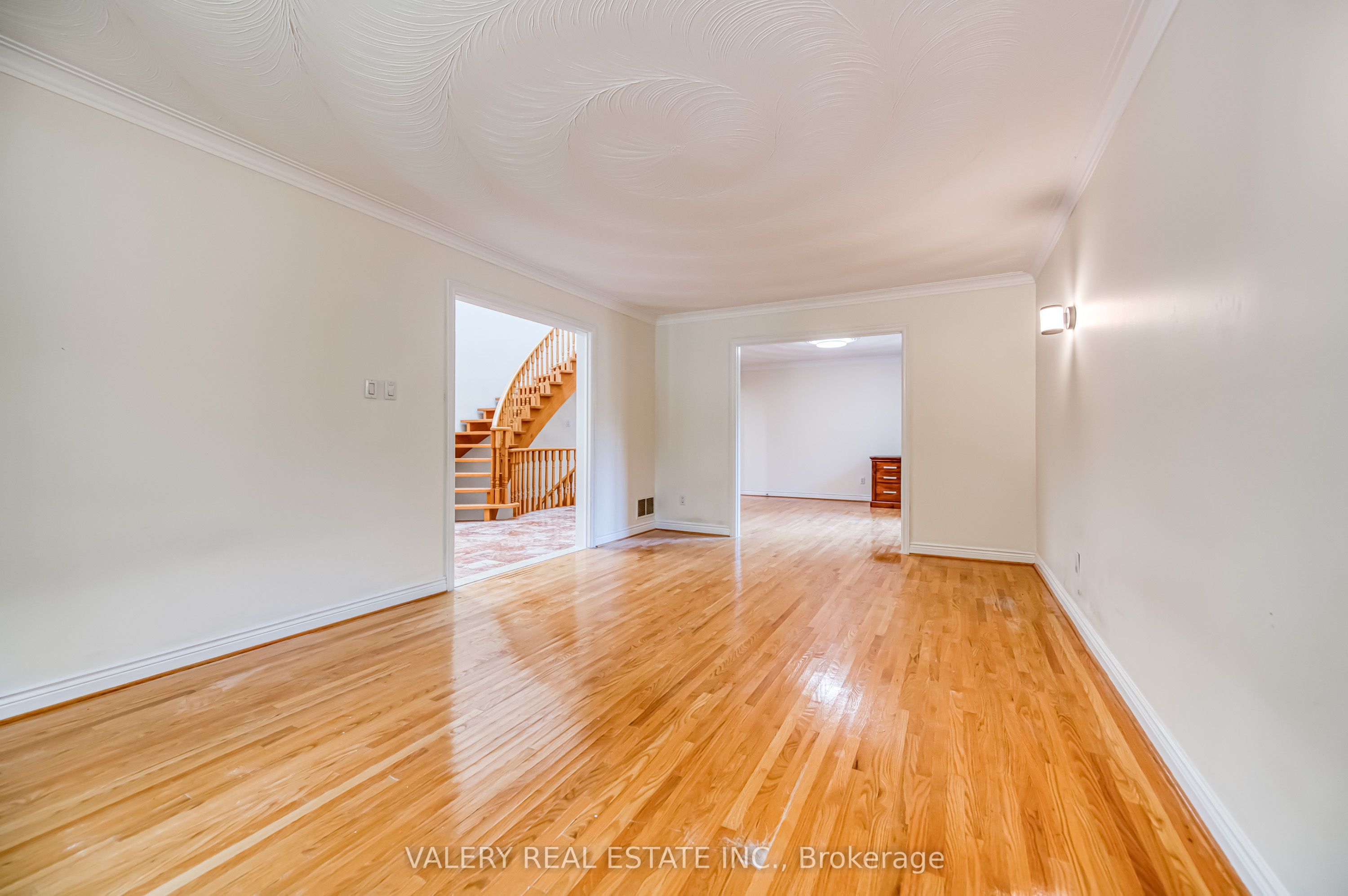 163 Holmes Avenue Property Photo 6