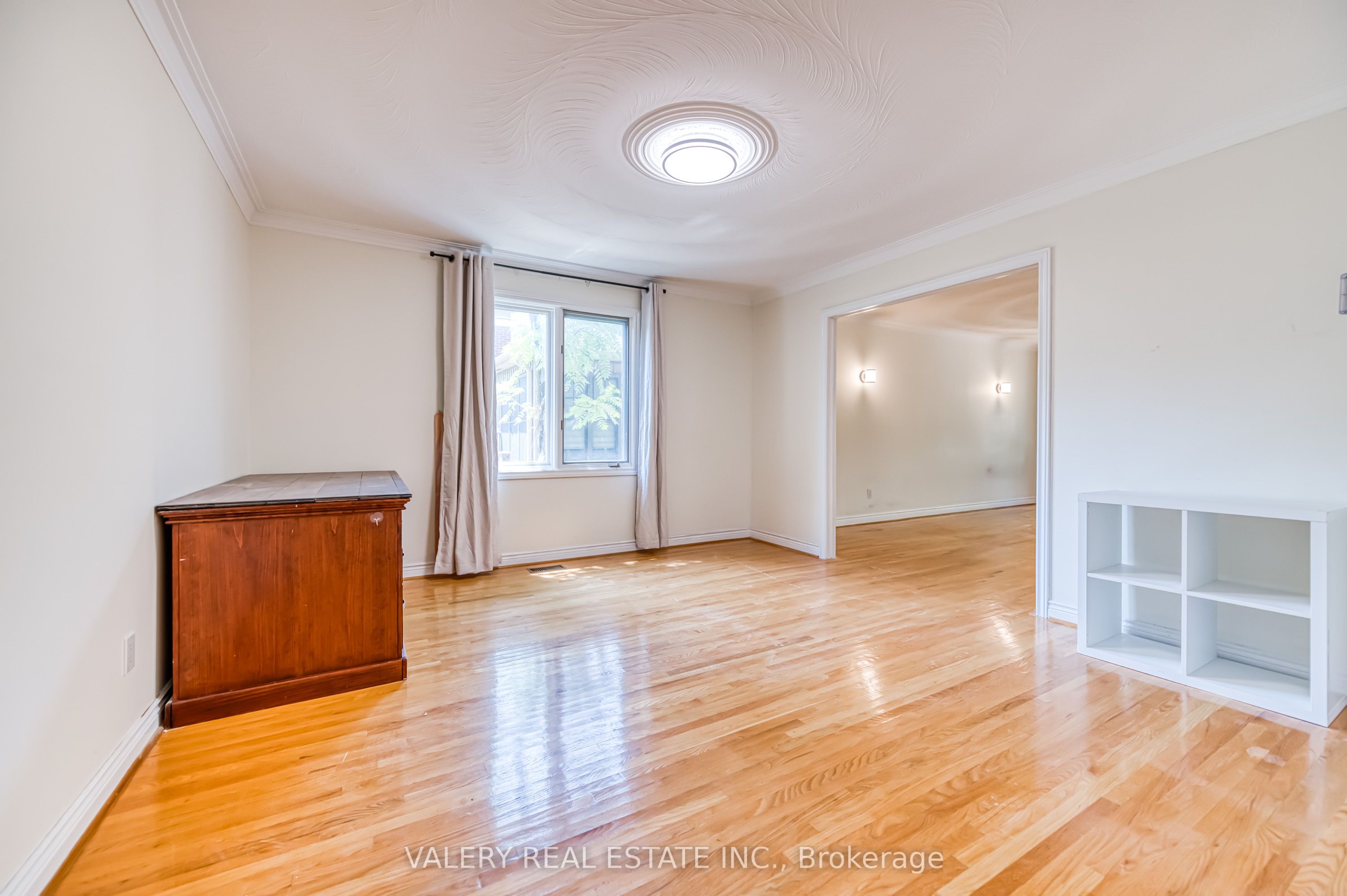 163 Holmes Avenue Property Photo 8