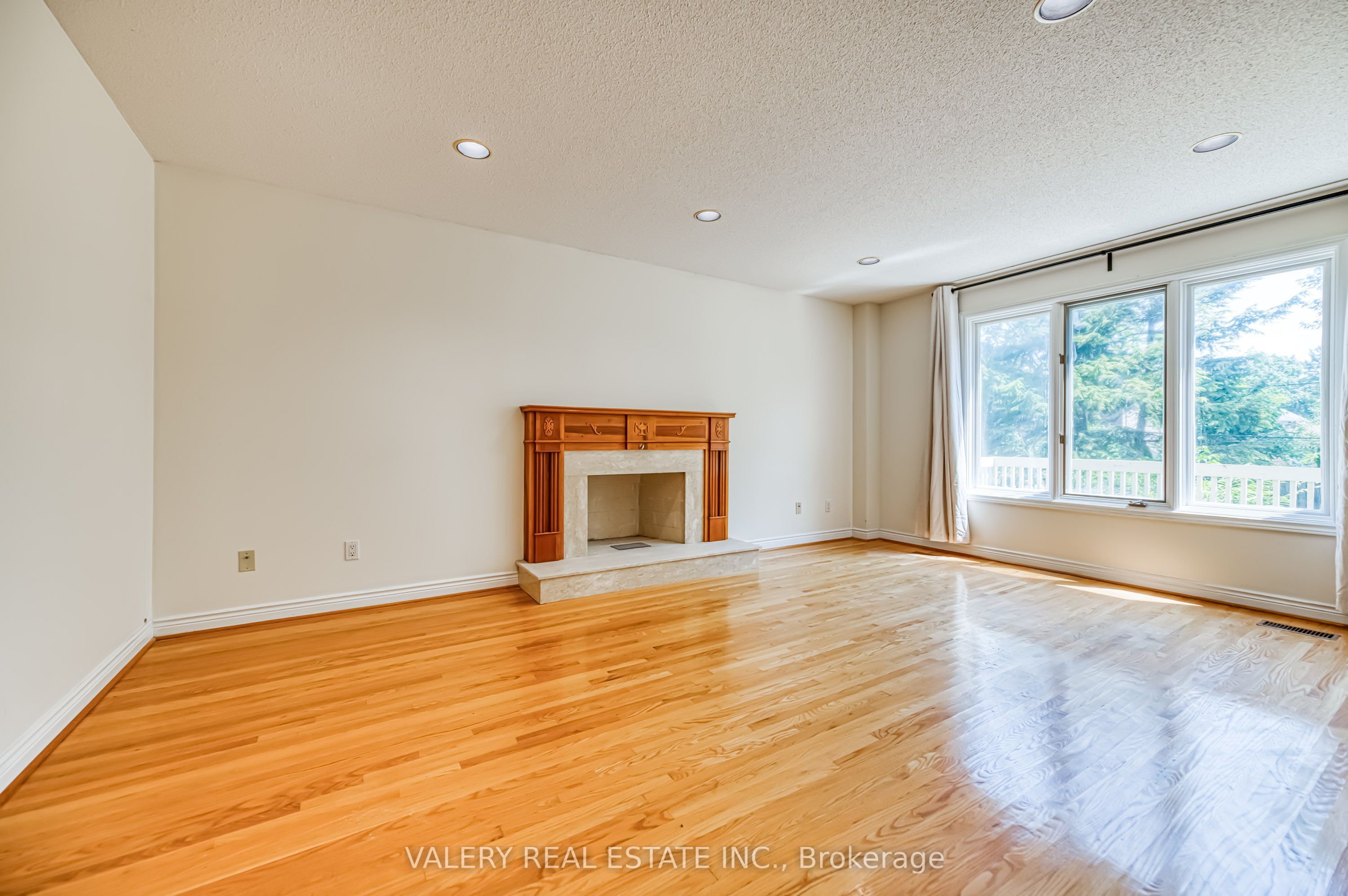 163 Holmes Avenue Property Photo 9