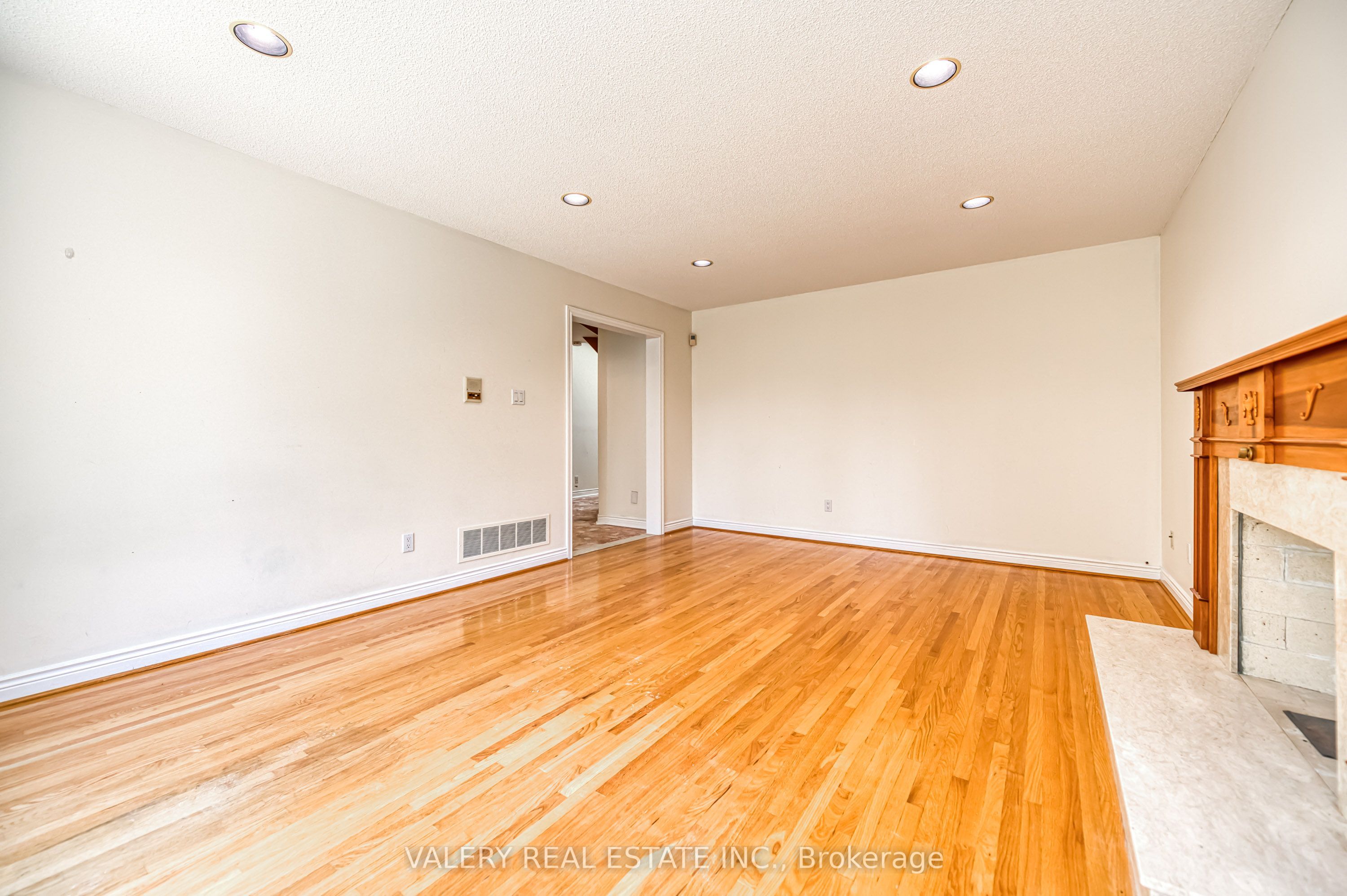 163 Holmes Avenue Property Photo 10