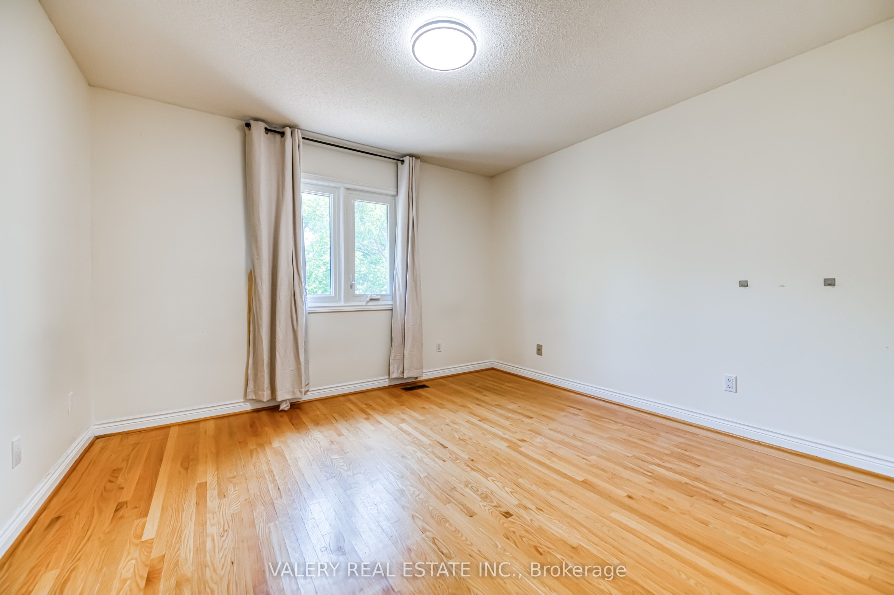 163 Holmes Avenue Property Photo 24