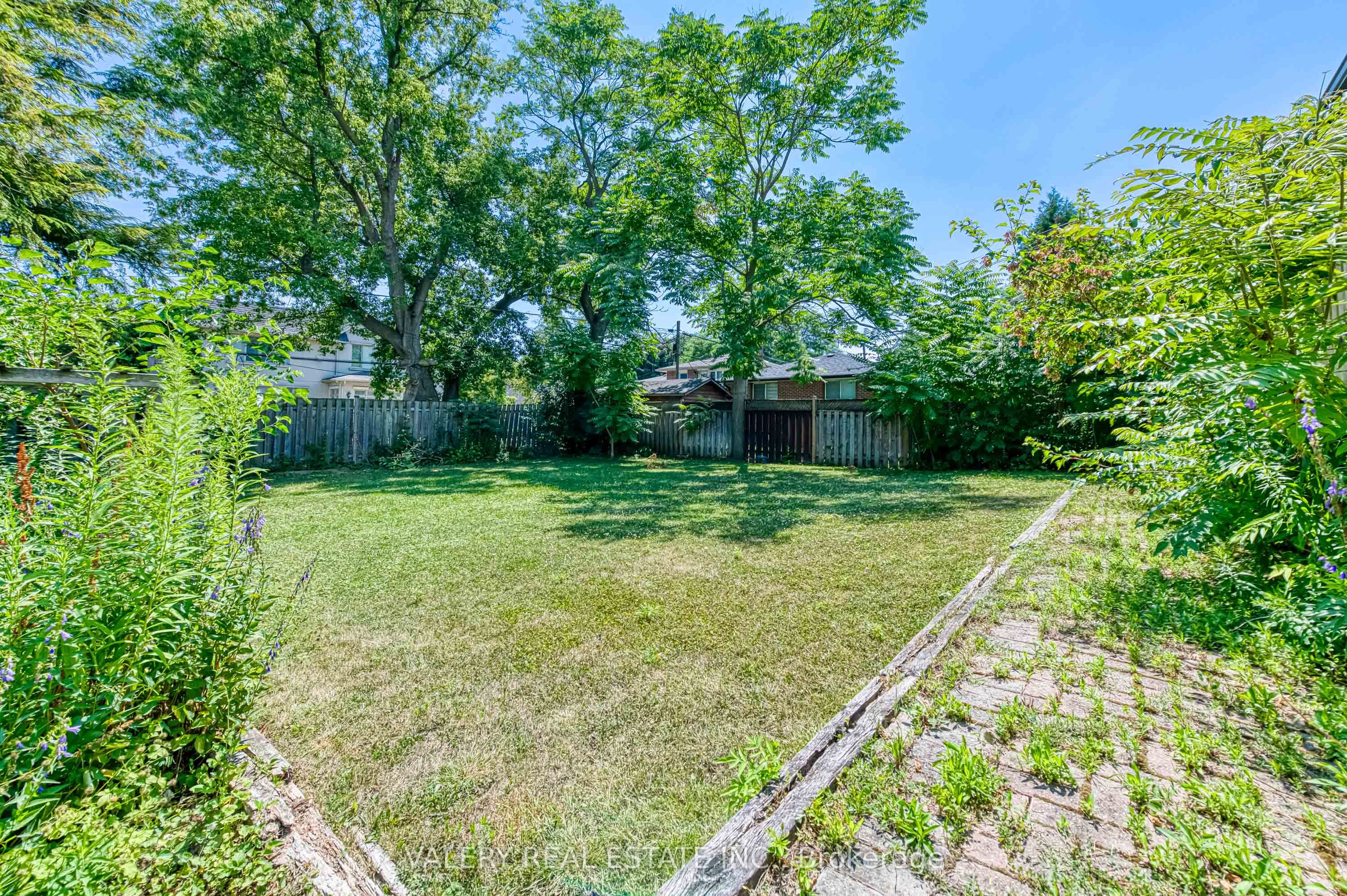 163 Holmes Avenue Property Photo 31