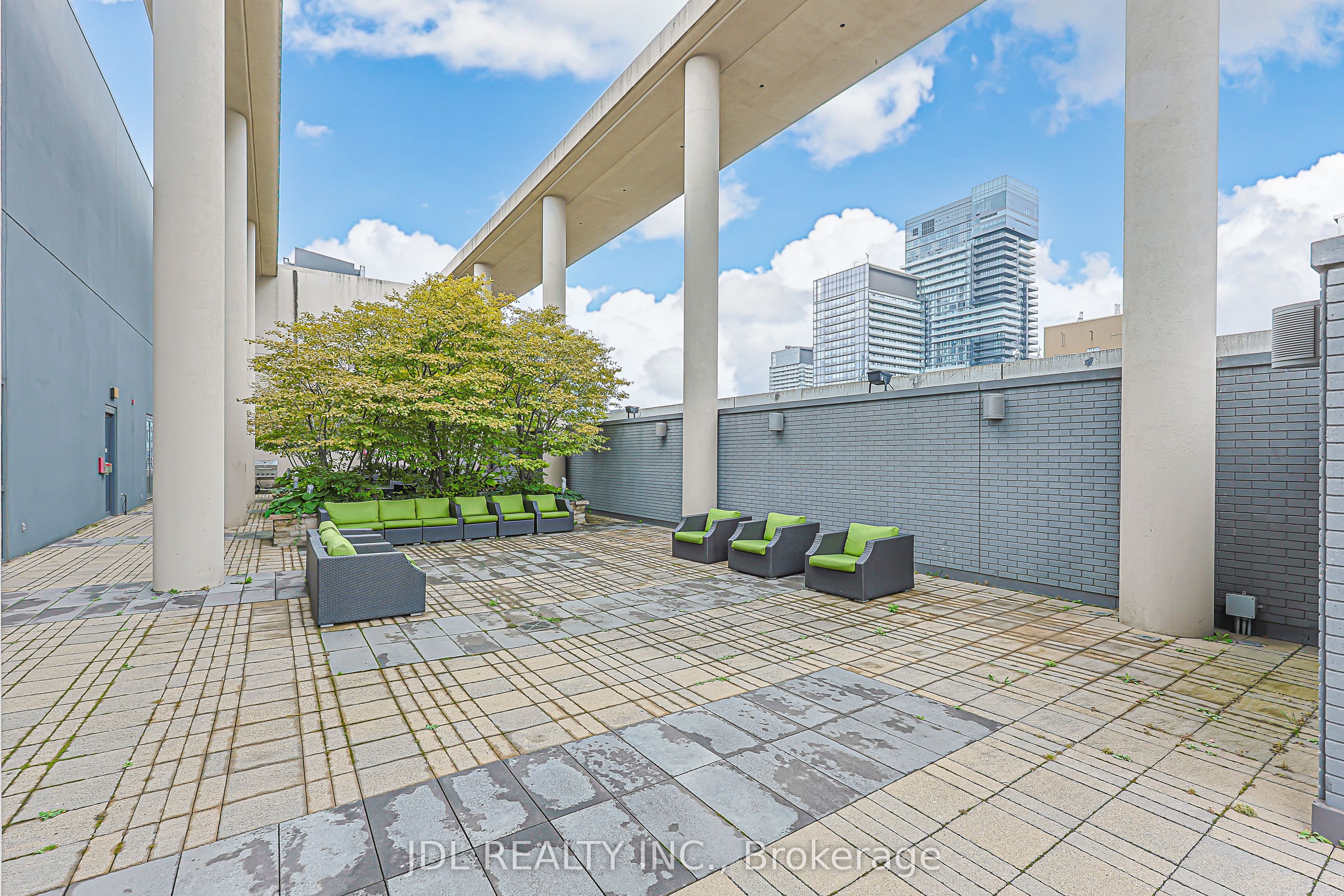 770 Bay Street 1105 Property Photo 44
