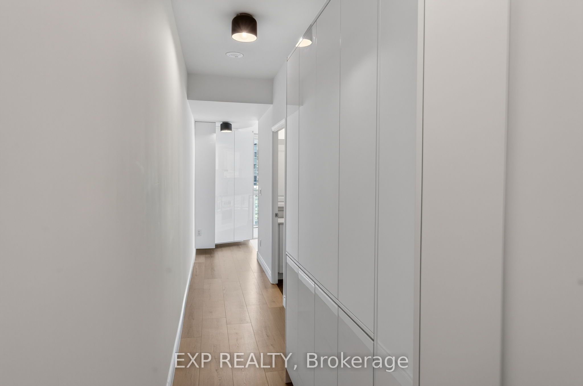 352 Front Street W 1916 Property Photo 3