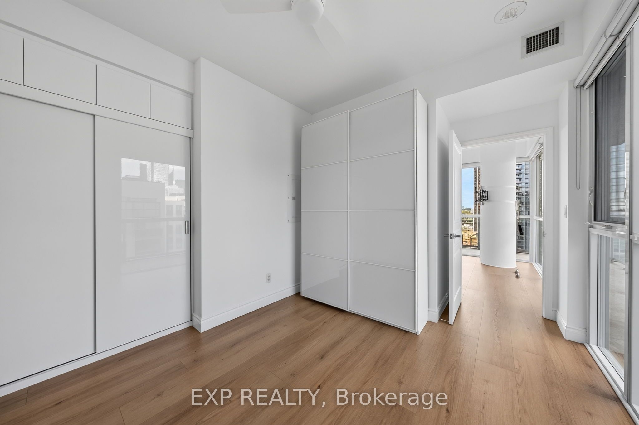352 Front Street W 1916 Property Photo 17