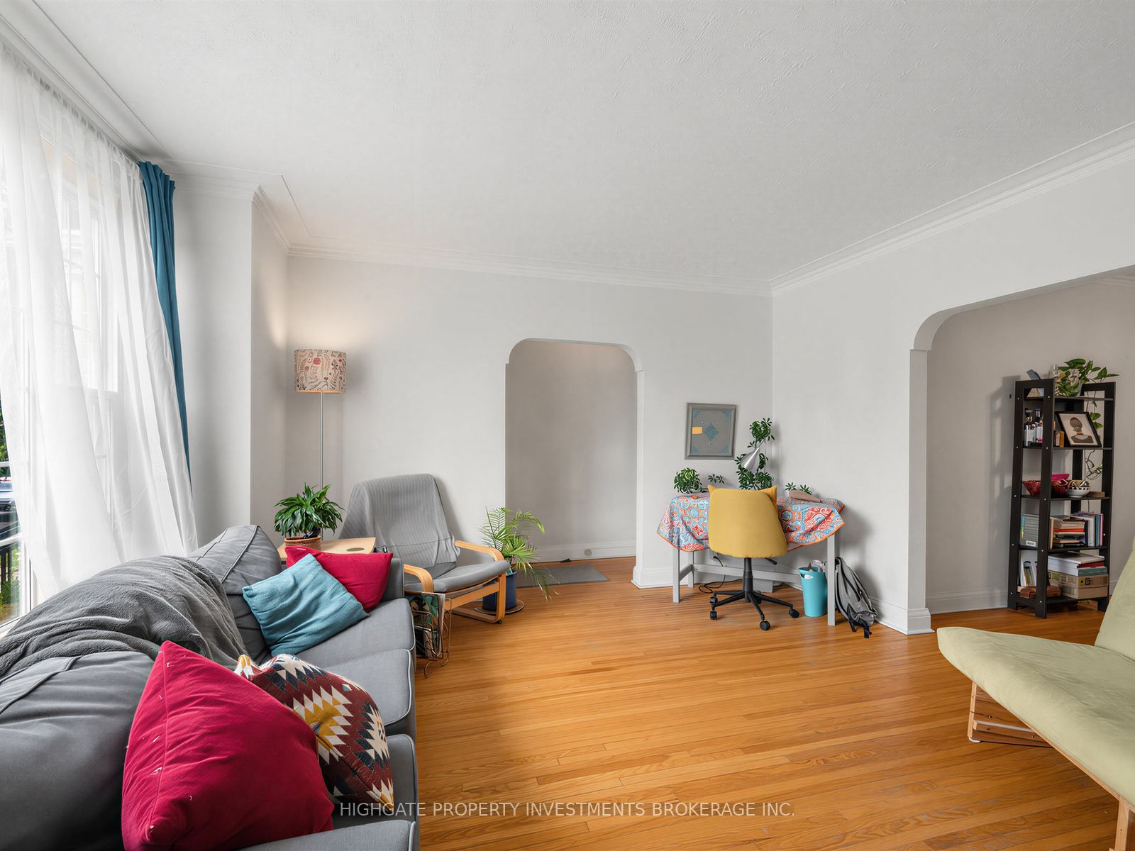 981 Avenue Road Property Photo 6
