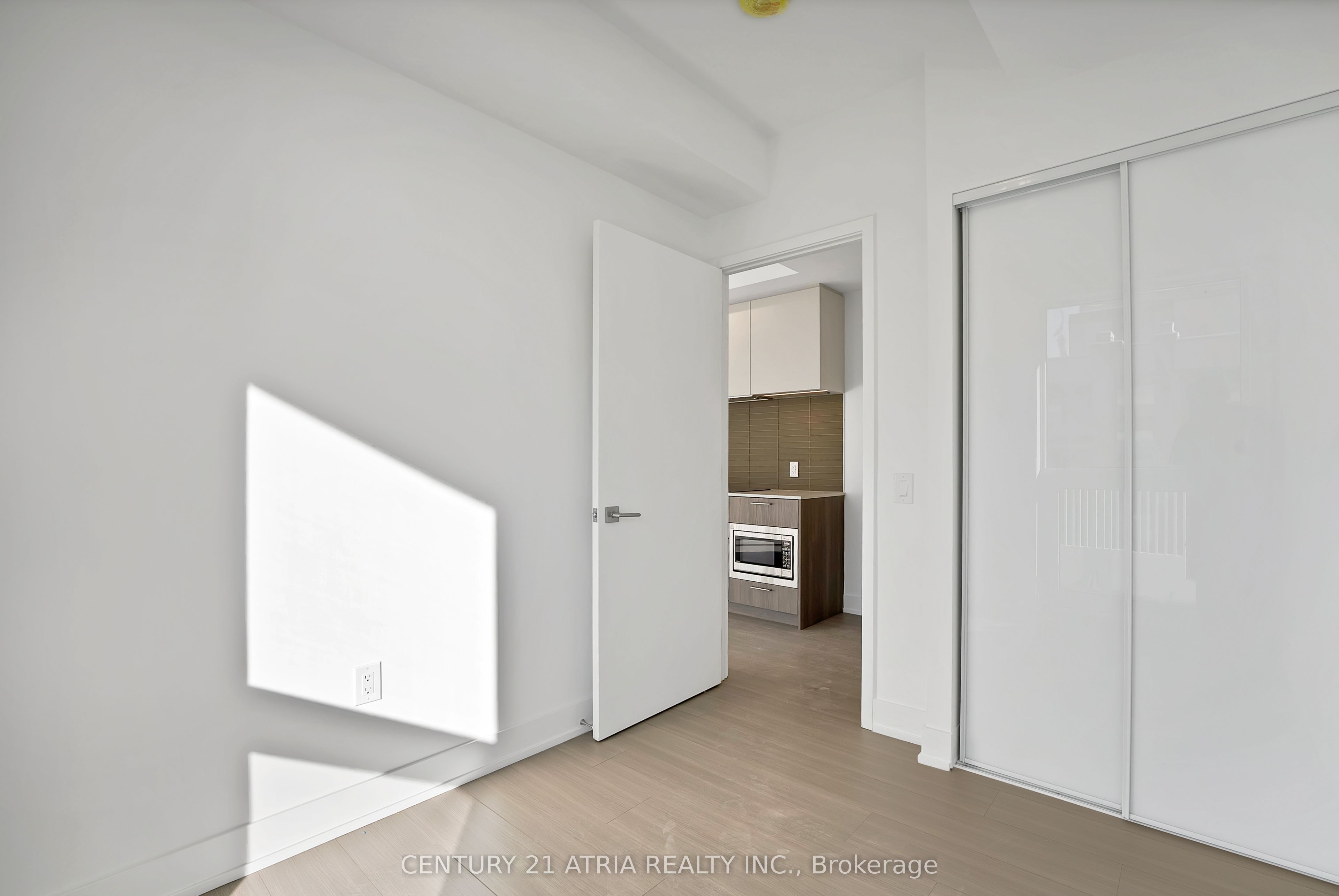 36 Olive Avenue 1602 Property Photo 6