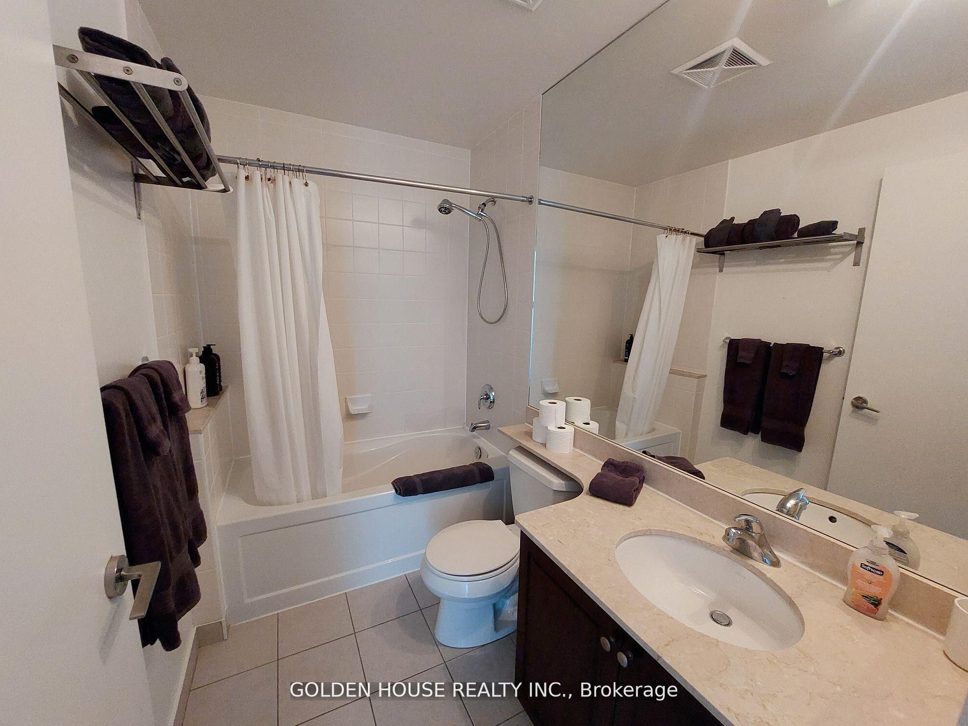 215 Fort York Boulevard 2309 Property Photo 5