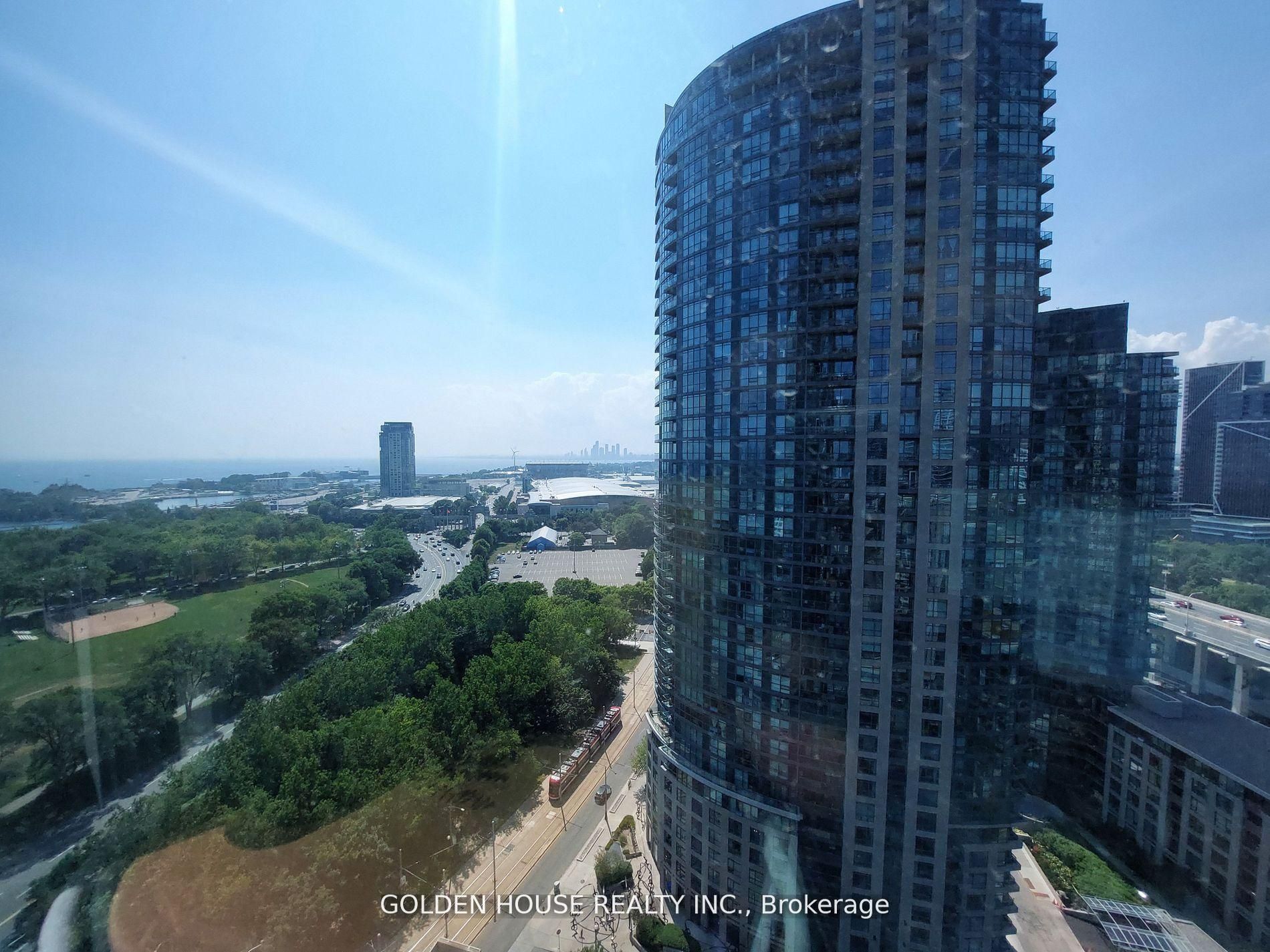 215 Fort York Boulevard 2309 Property Photo 9