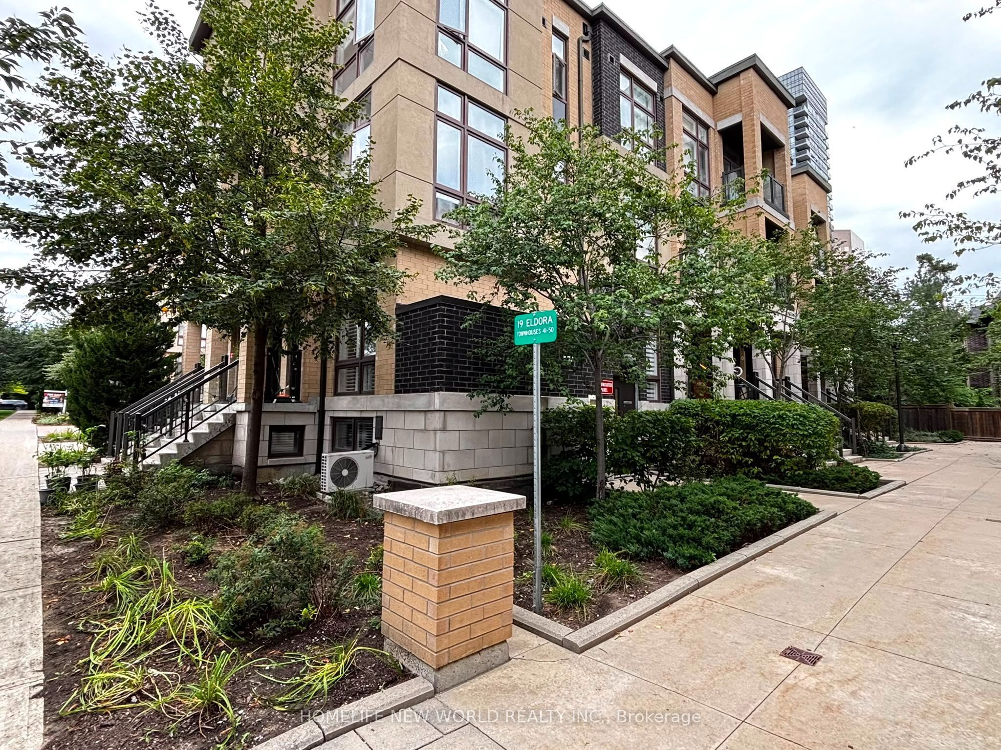 19 Eldora Avenue 45