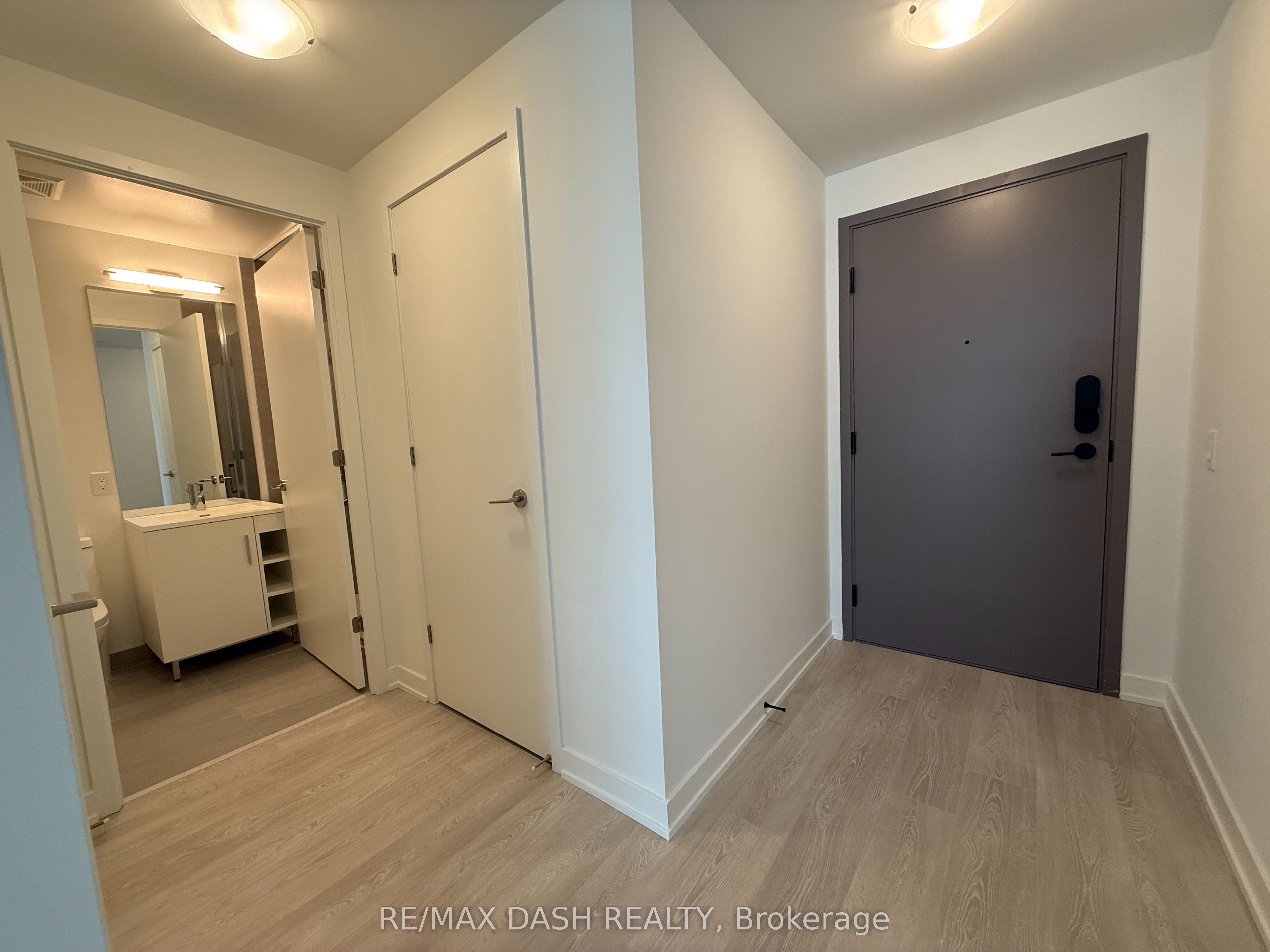 634 Church Street 2201 Property Photo 12