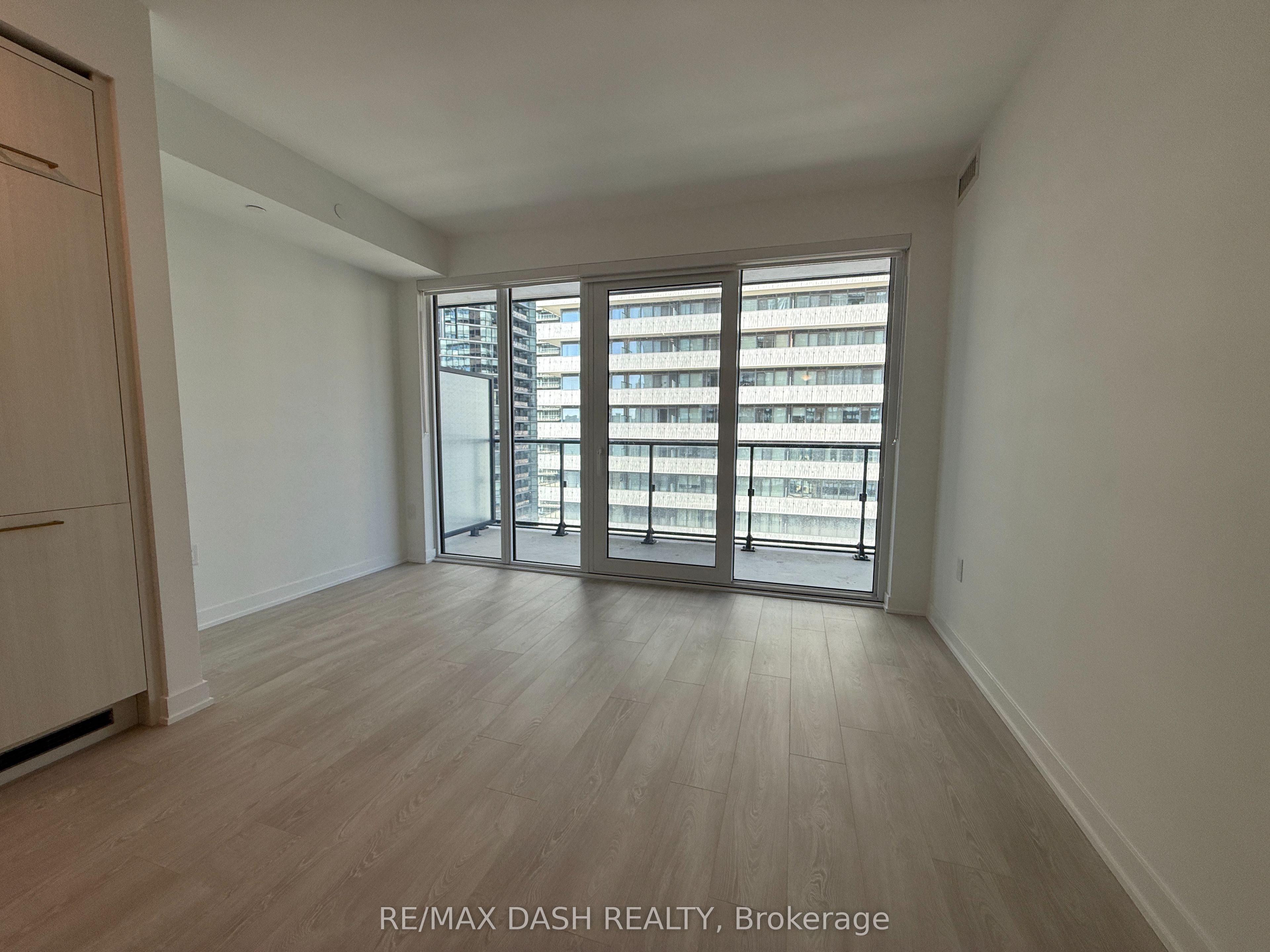 634 Church Street 2201 Property Photo 19