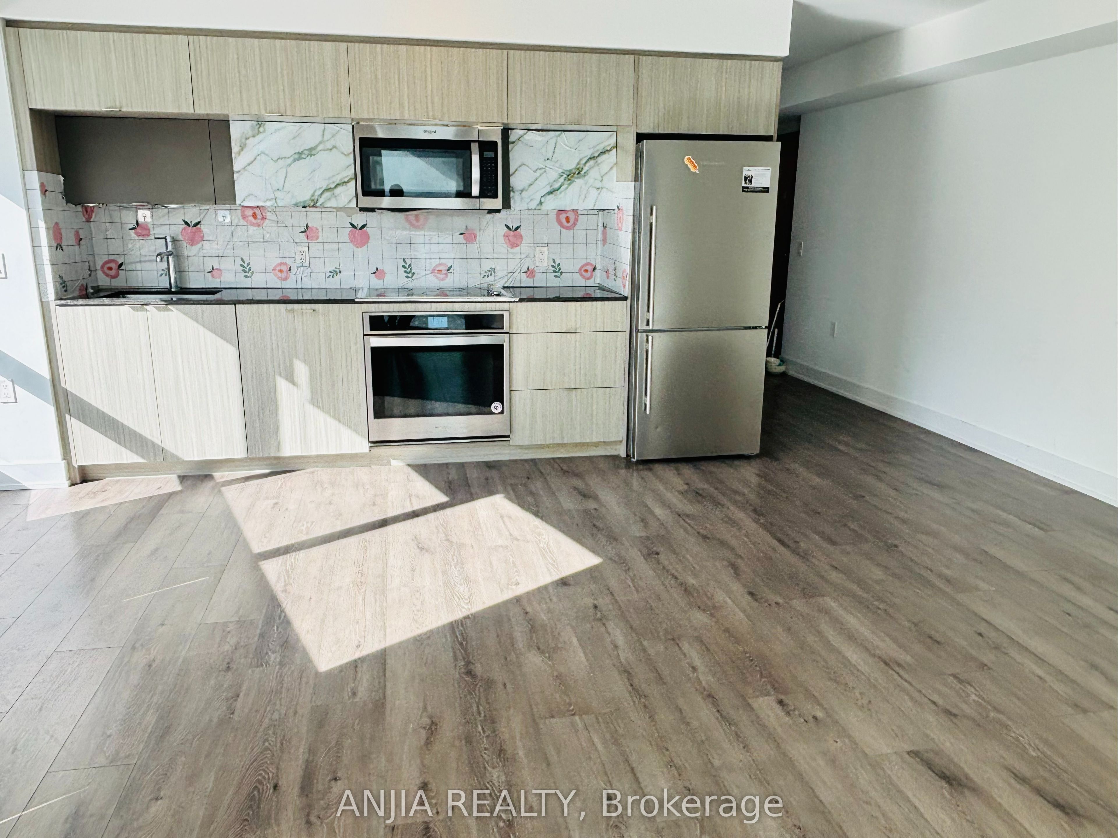 585 Bloor Street E 622 Property Photo 1