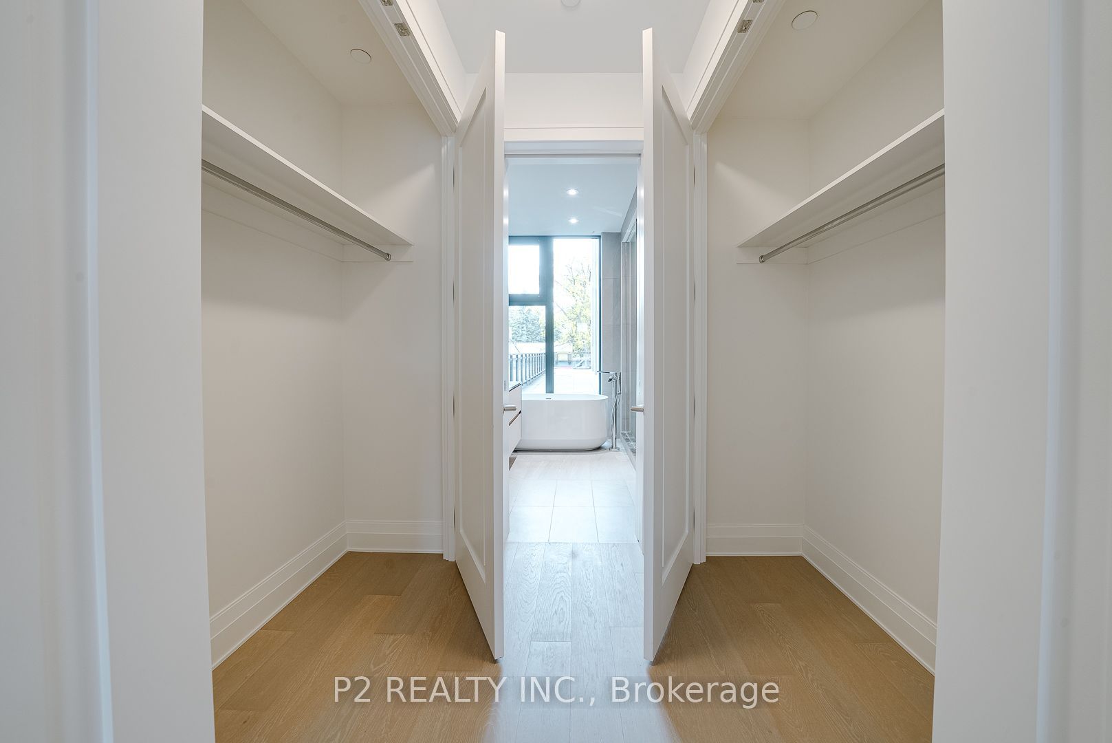 2 Forest Hill 208 Property Photo 13