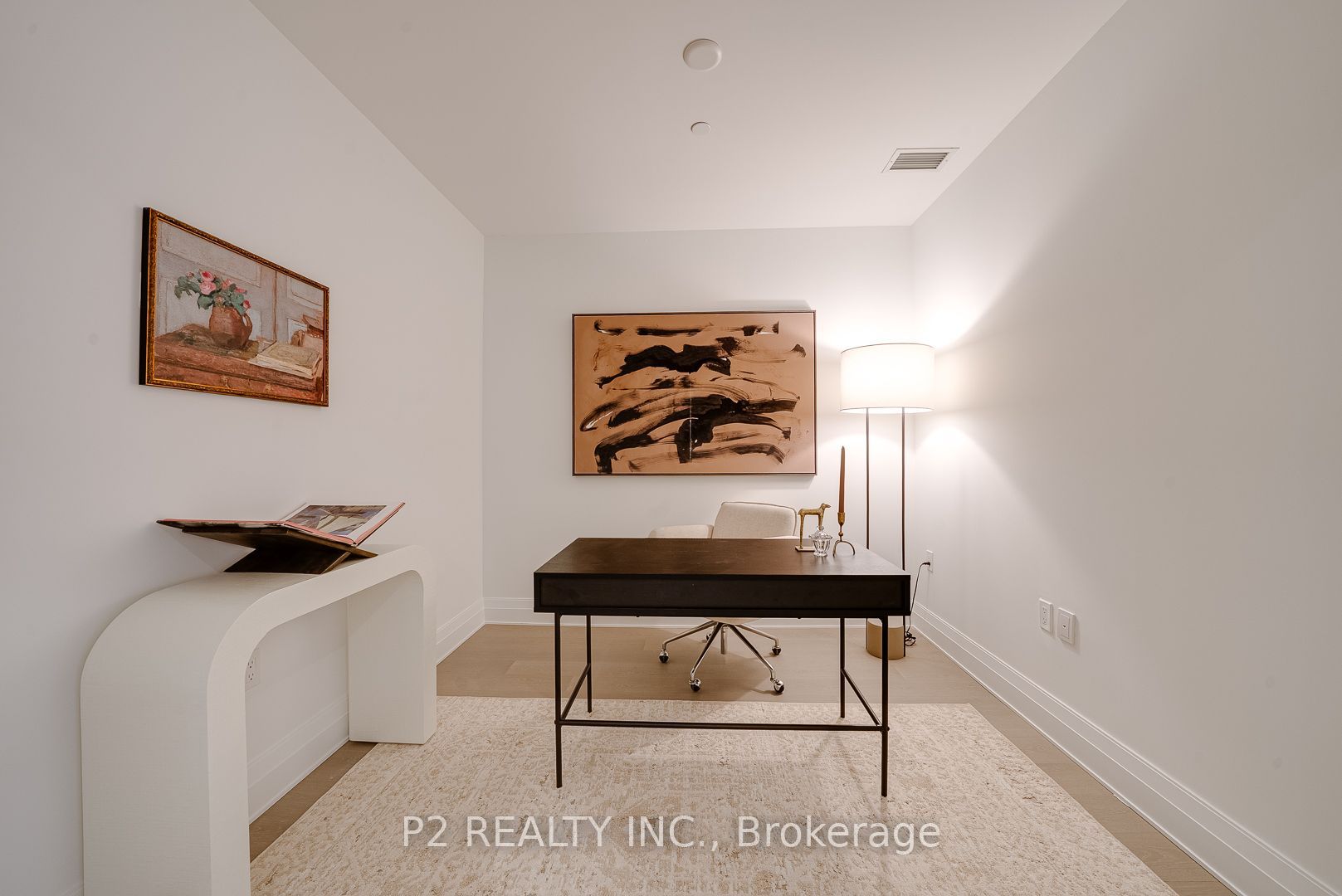 2 Forest Hill 208 Property Photo 17