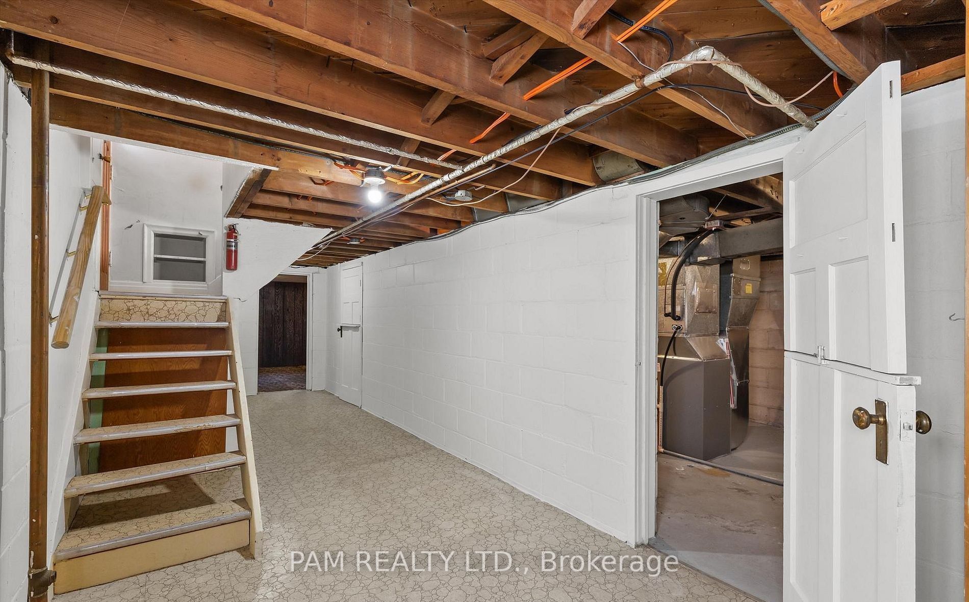 42 Parklea Drive Property Photo 12