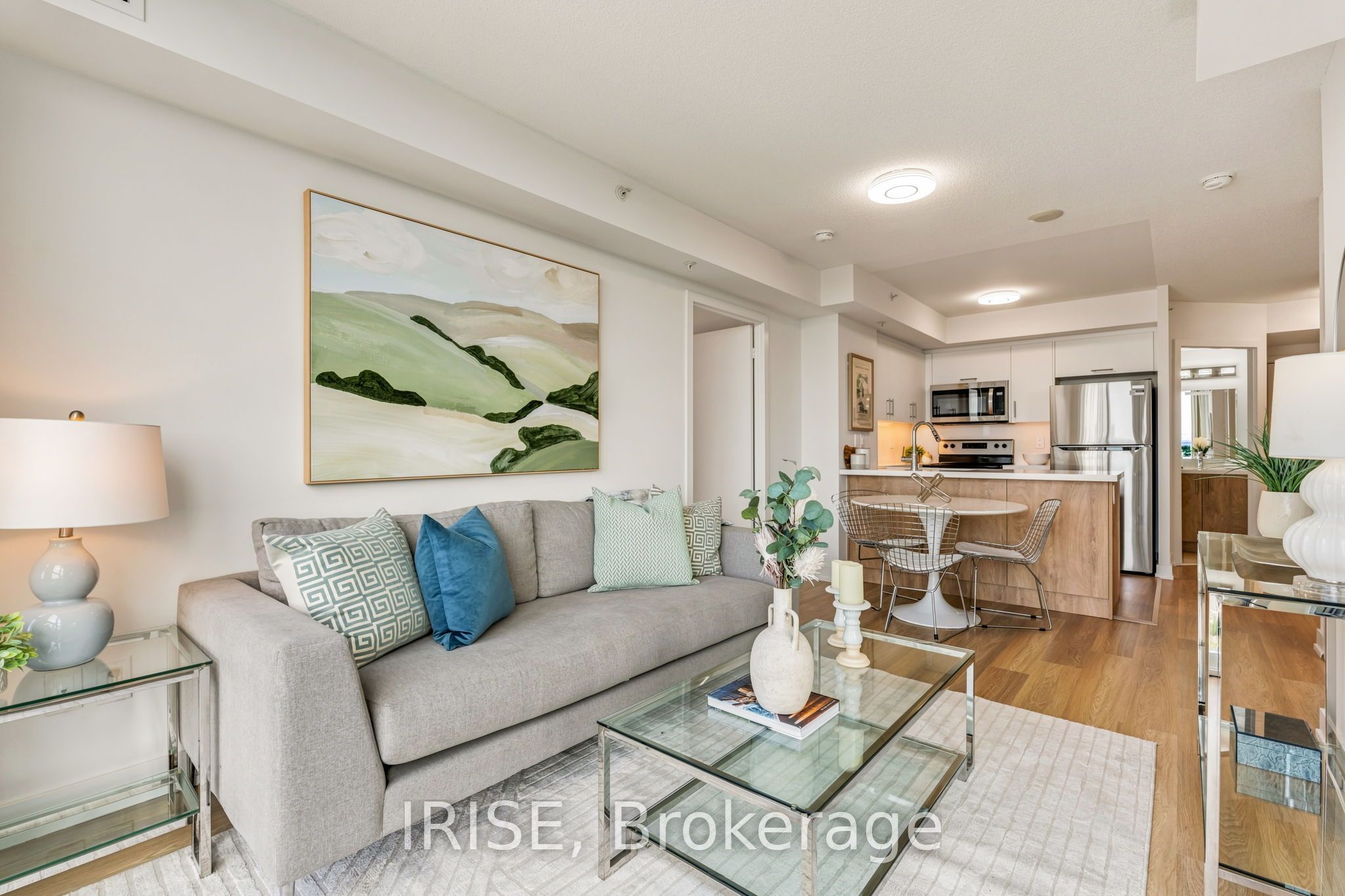 5740 Yonge Street 1006