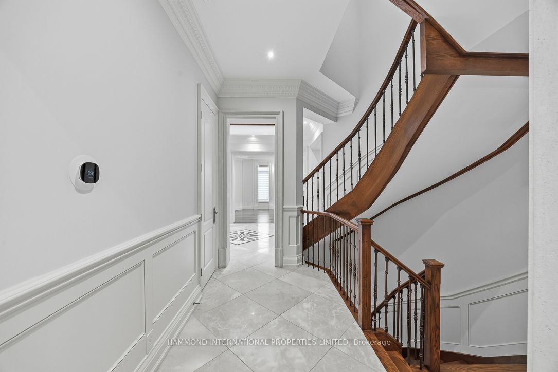 2706 Bayview Avenue Property Photo 16
