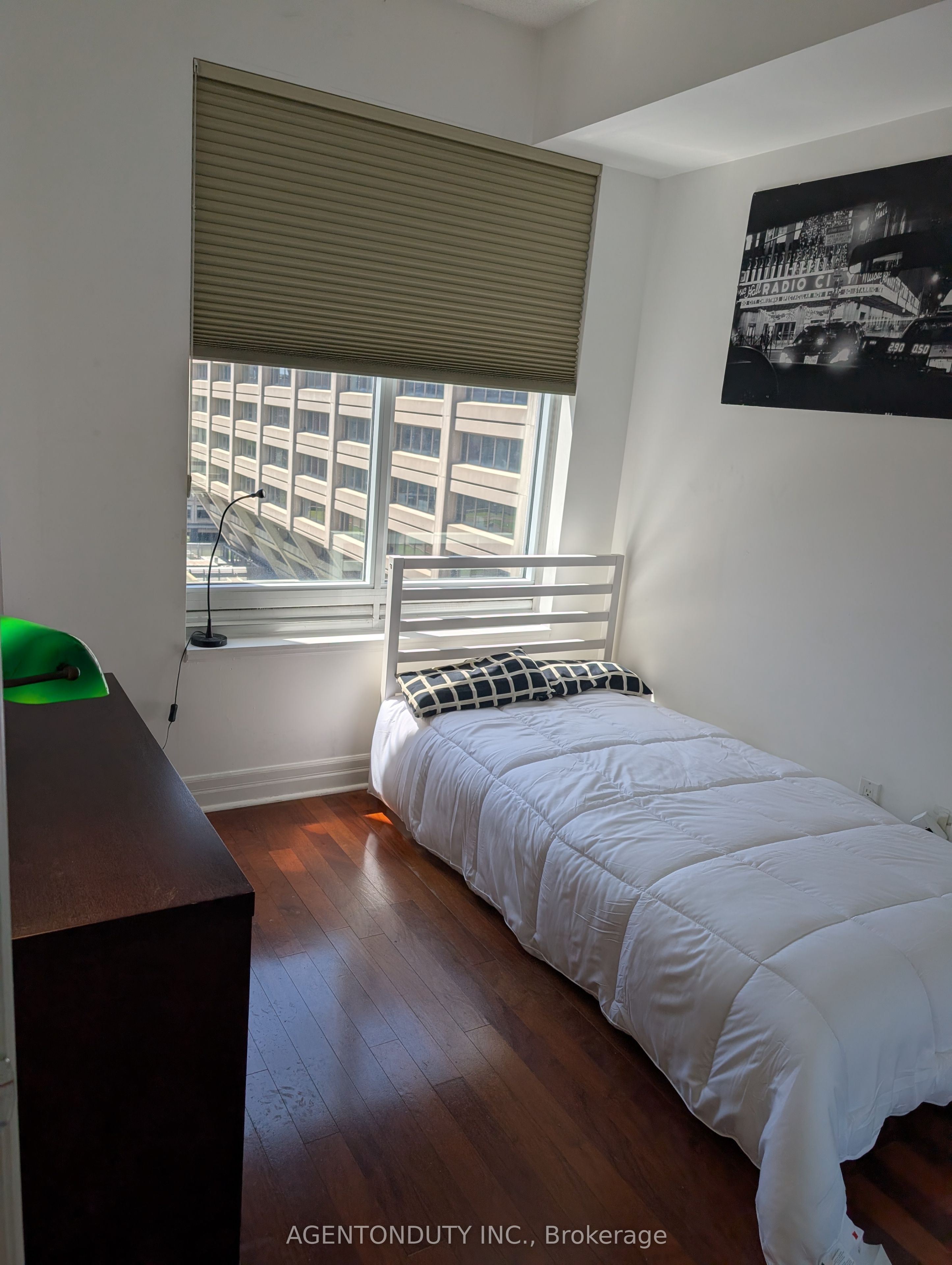 35 Balmuto Street 1009 Property Photo 5