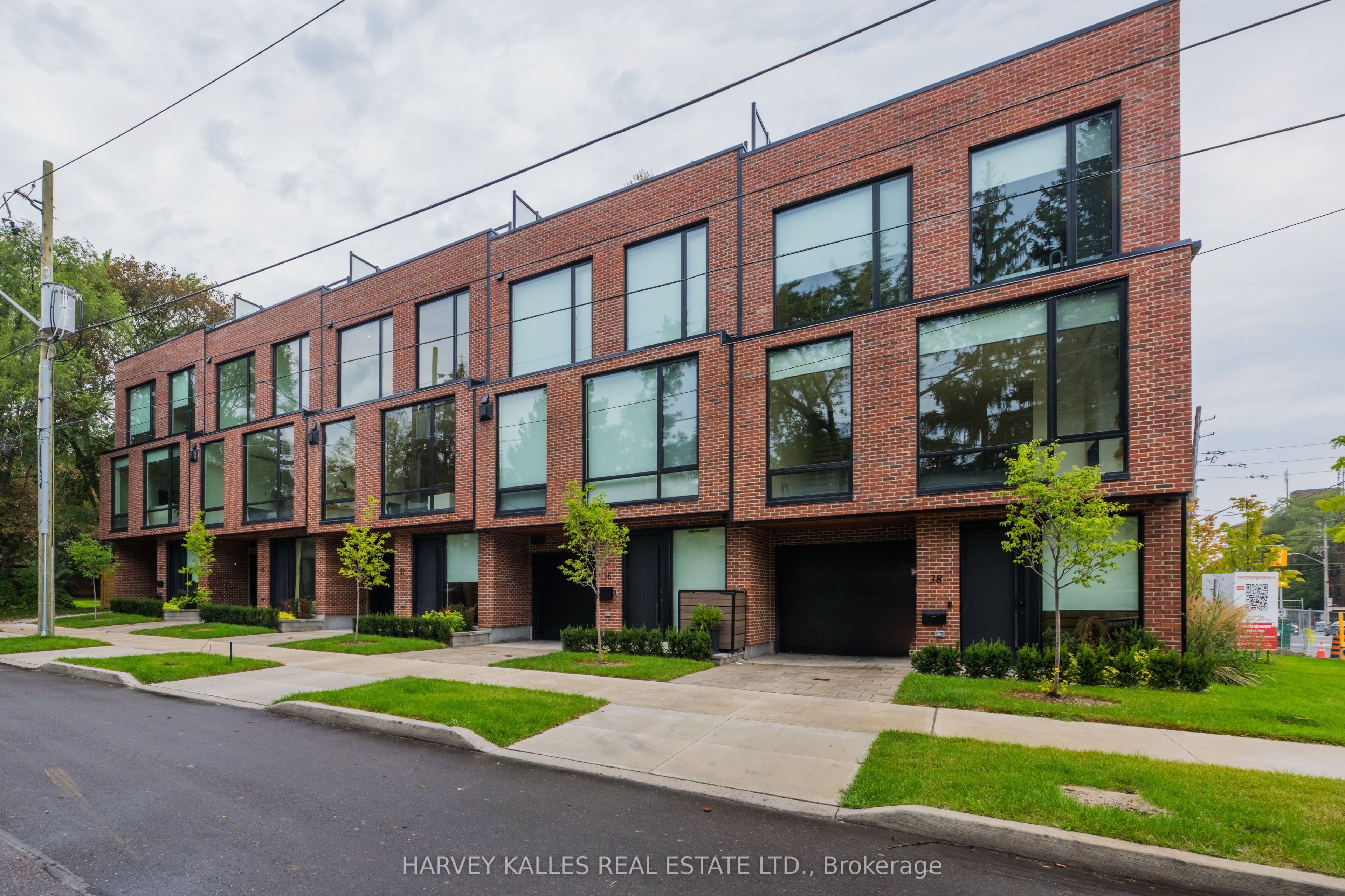 32 Evergreen Gardens