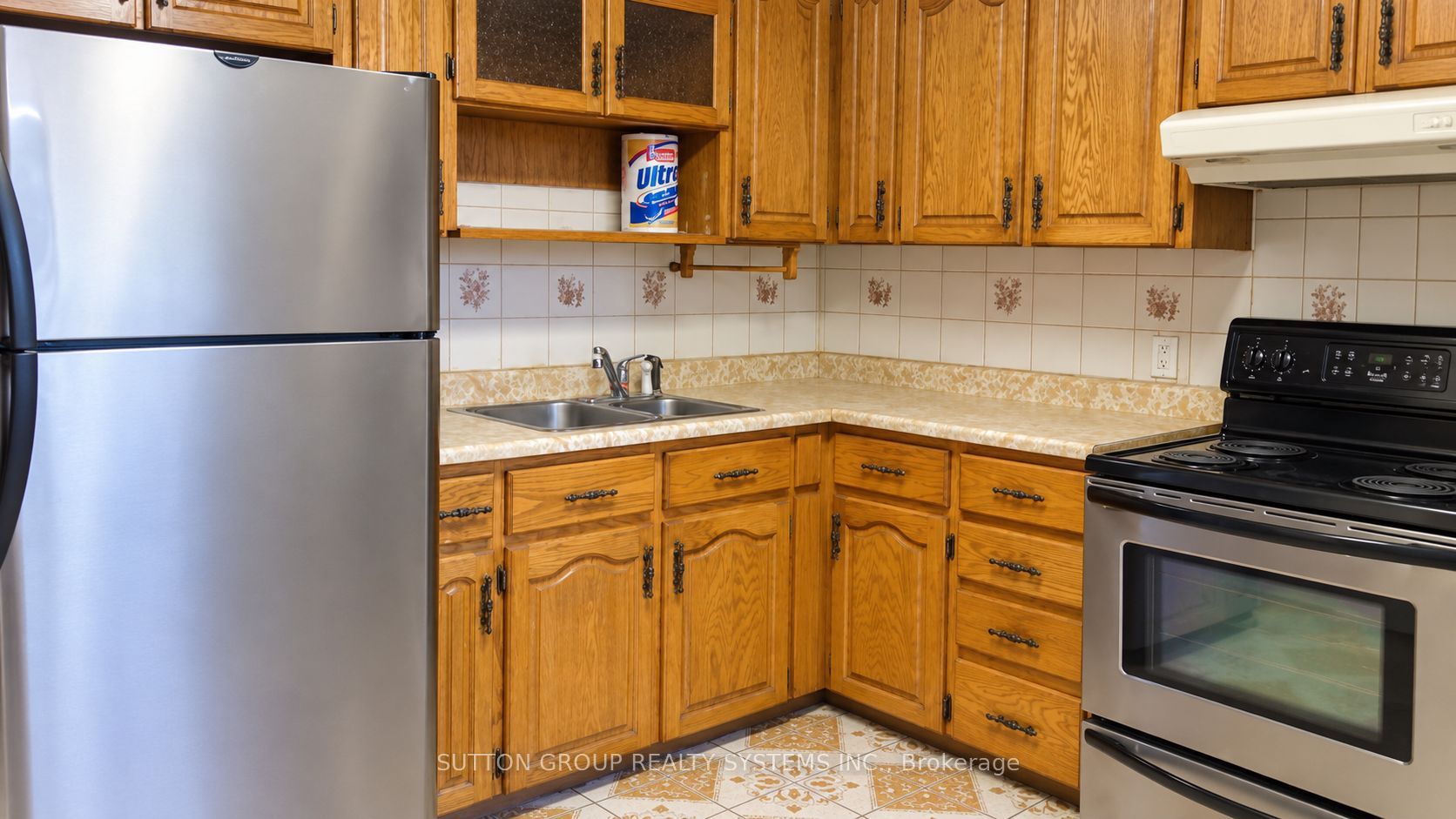1139 Dovercourt Road Property Photo 2