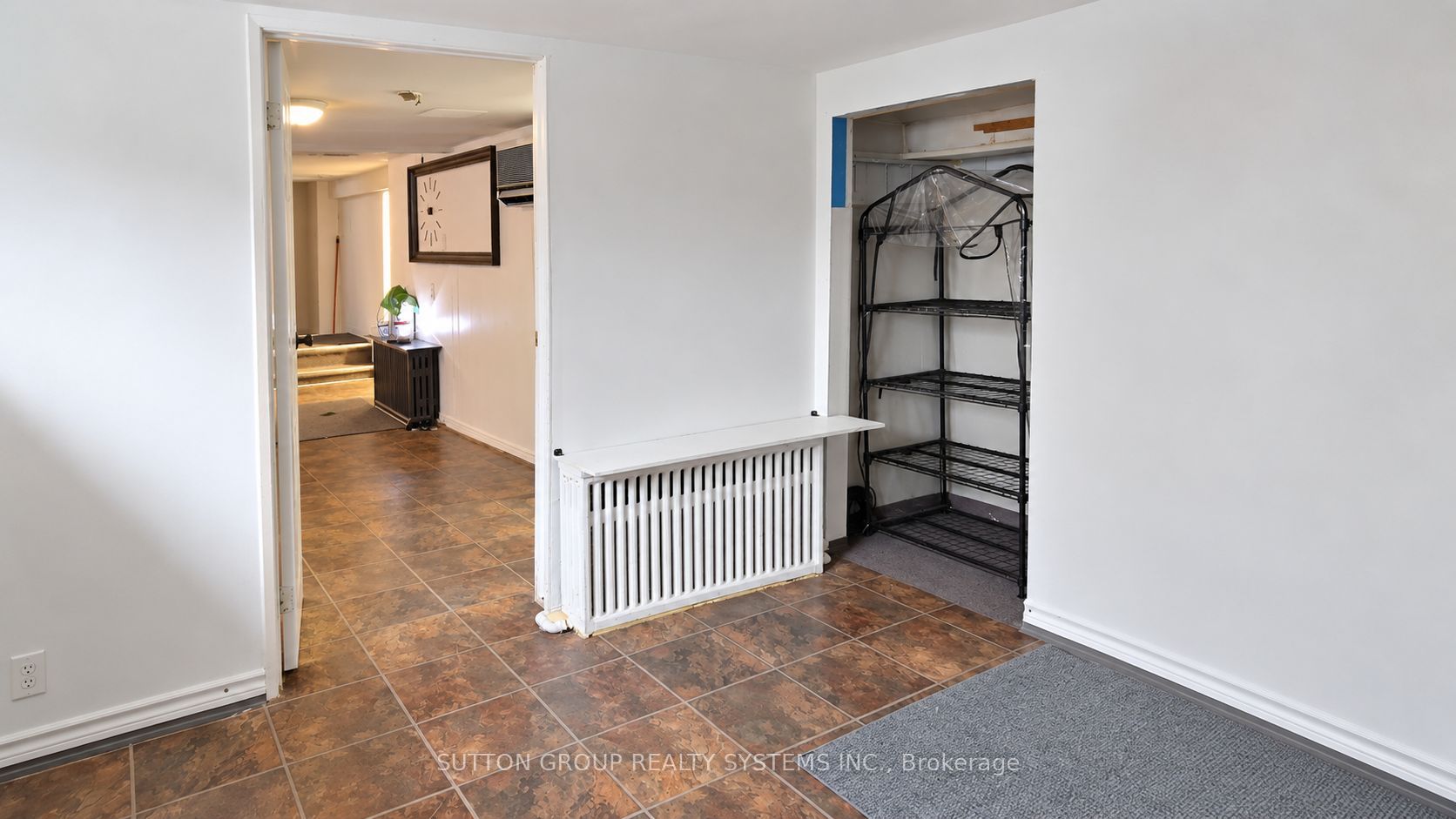 1139 Dovercourt Road Property Photo 10