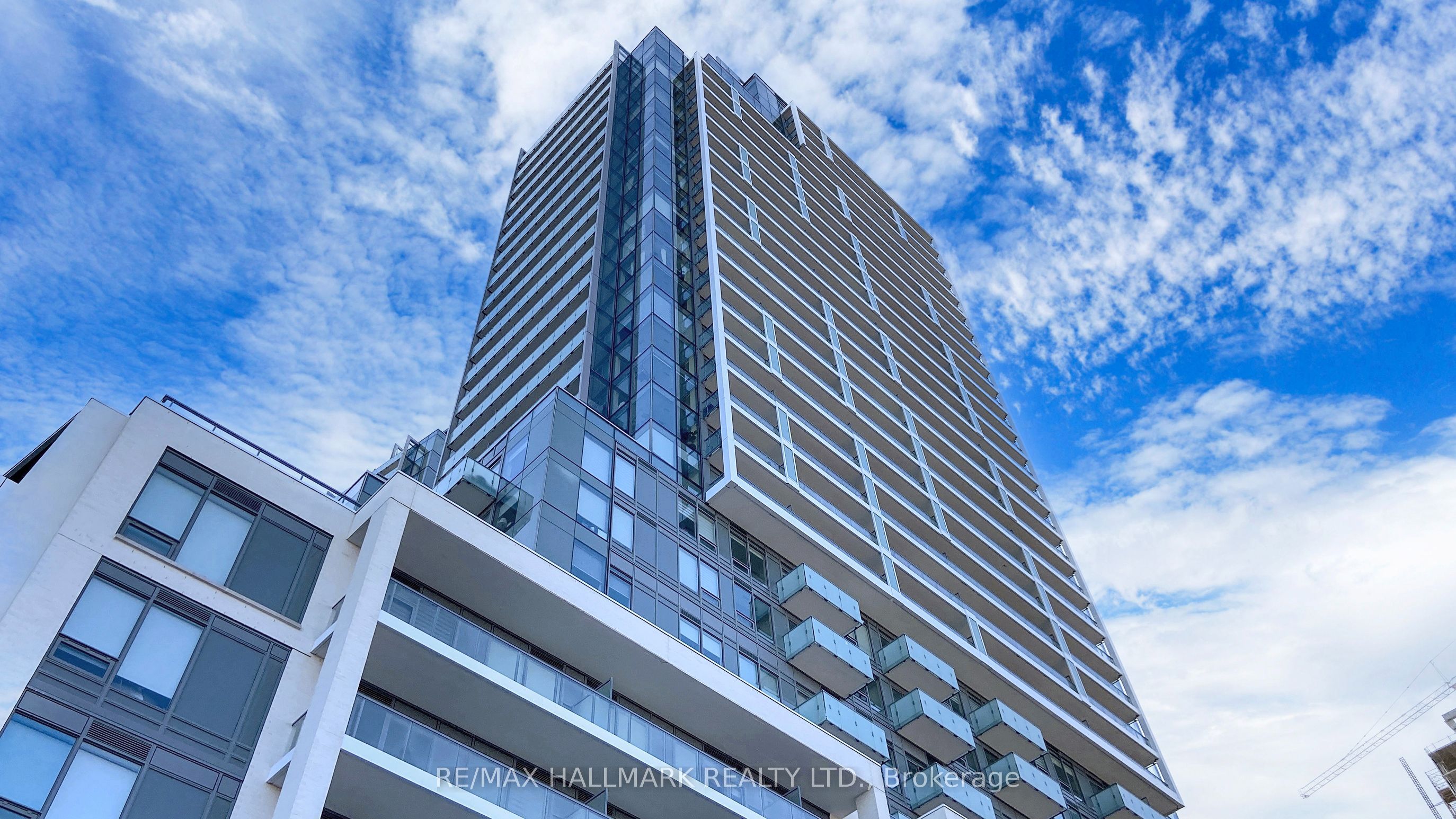 7 Golden Lion Heights N423