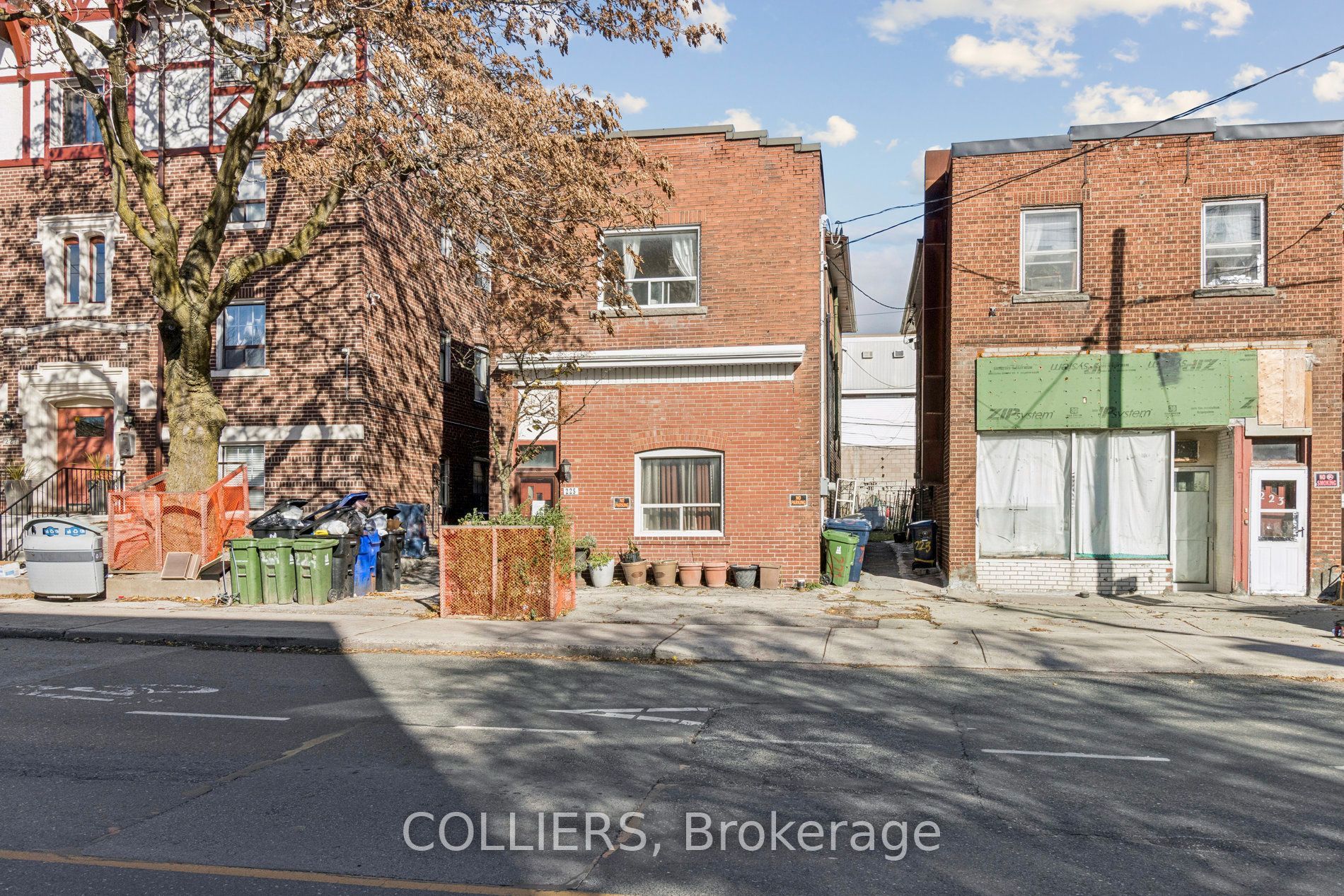 225 Vaughan Road Property Photo 2
