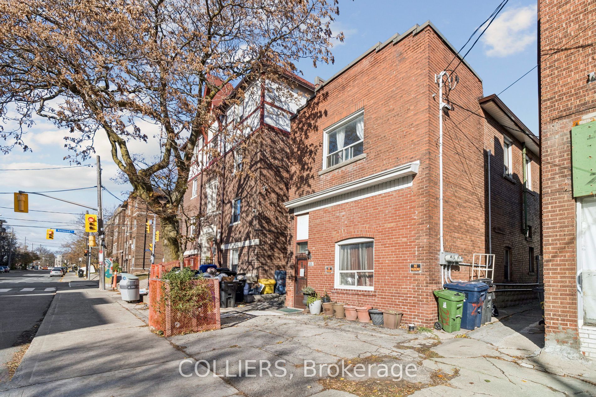 225 Vaughan Road Property Photo 4