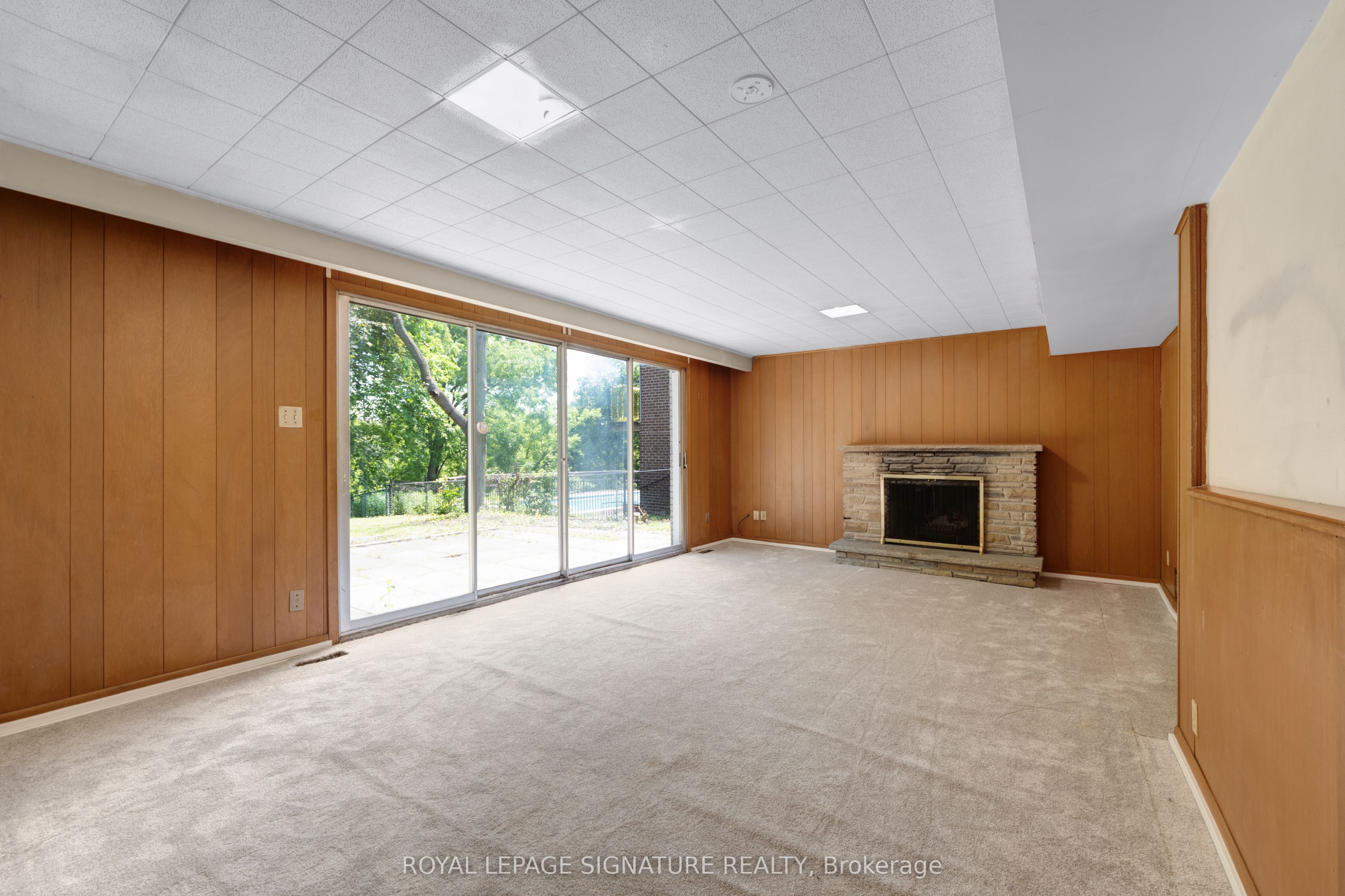 209 Burbank Drive Property Photo 22