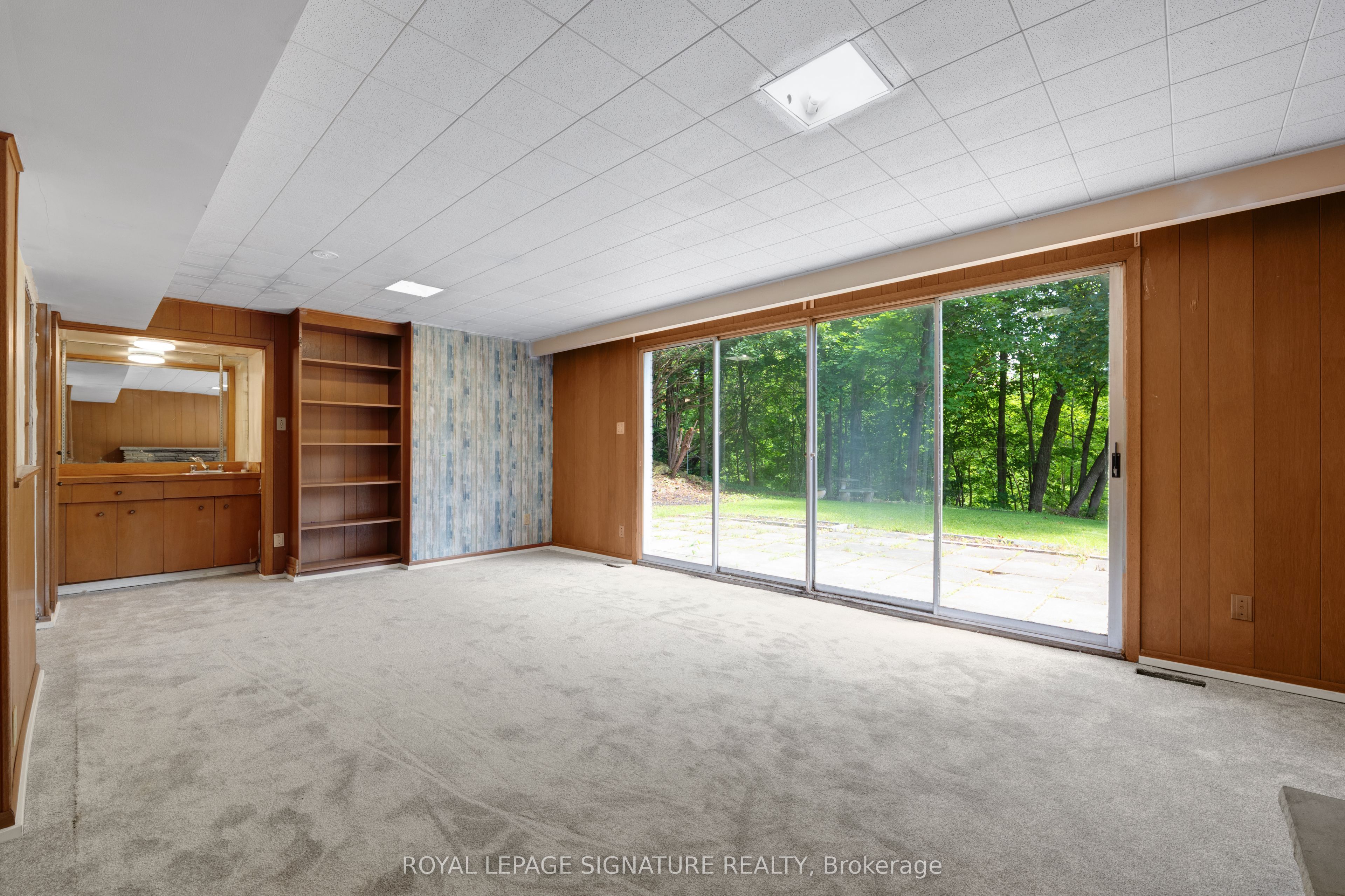 209 Burbank Drive Property Photo 23