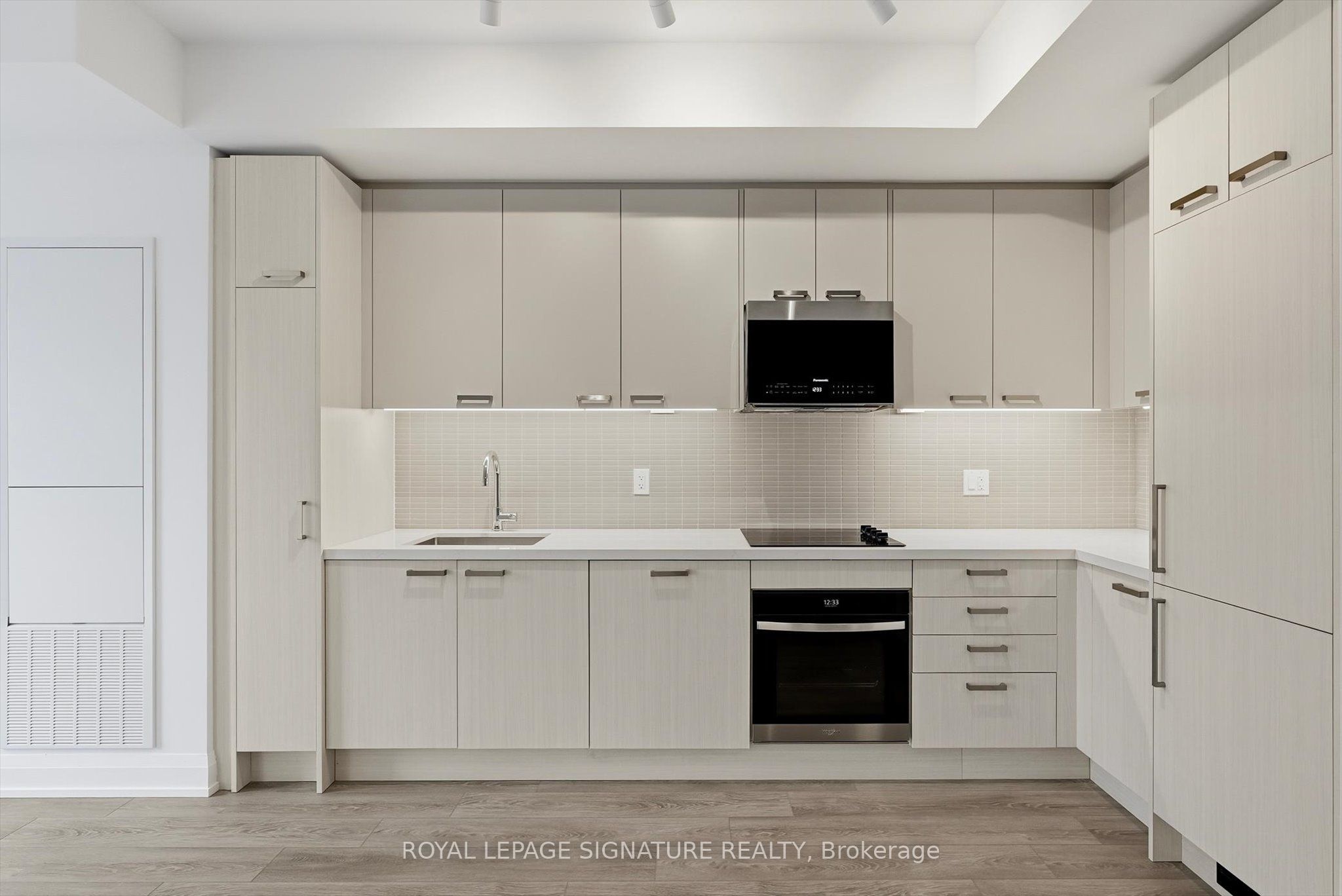 20 Soudan Avenue 3409 Property Photo 6