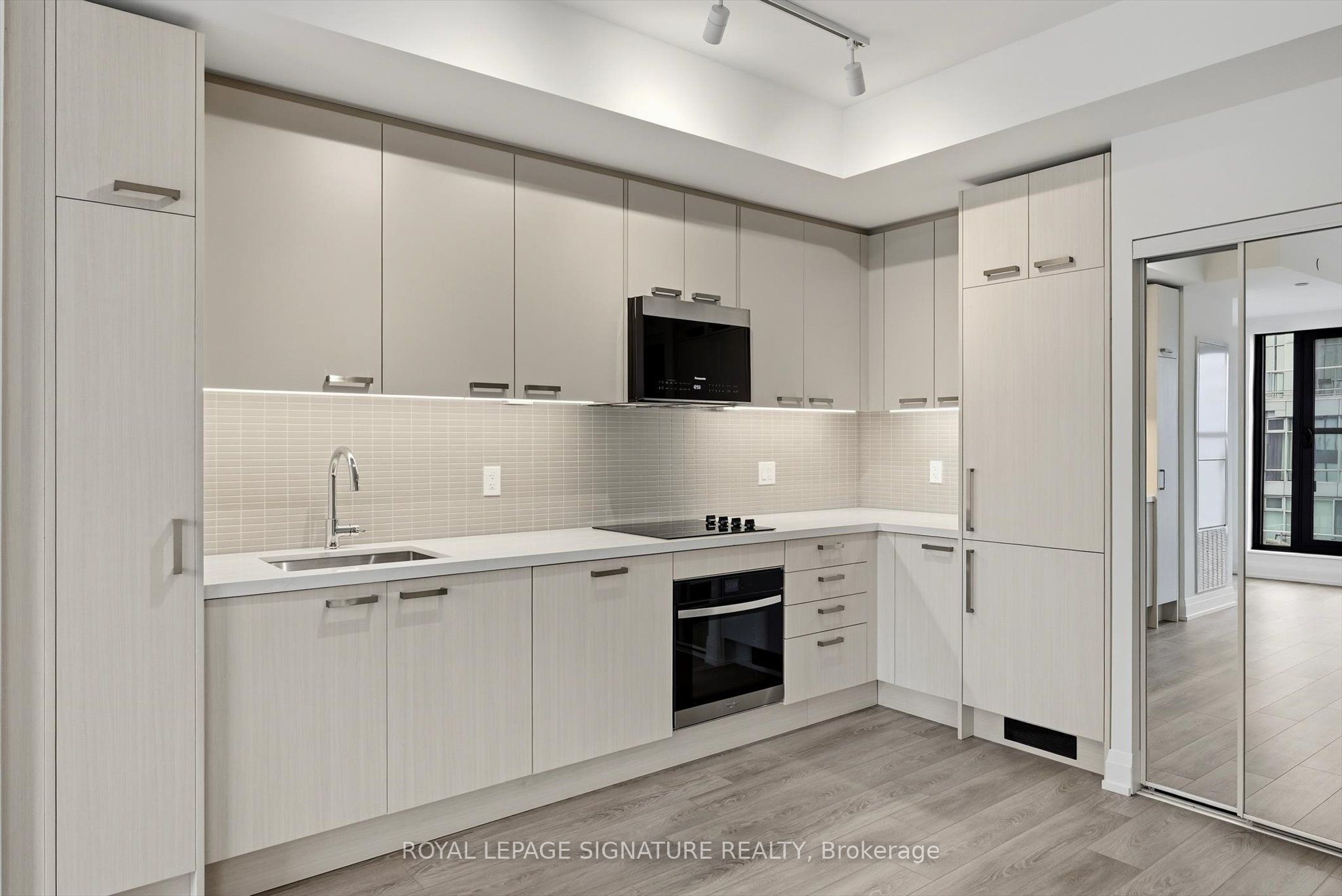 20 Soudan Avenue 3409 Property Photo 7
