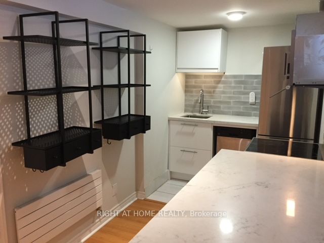 C13753064 Property Photo 8