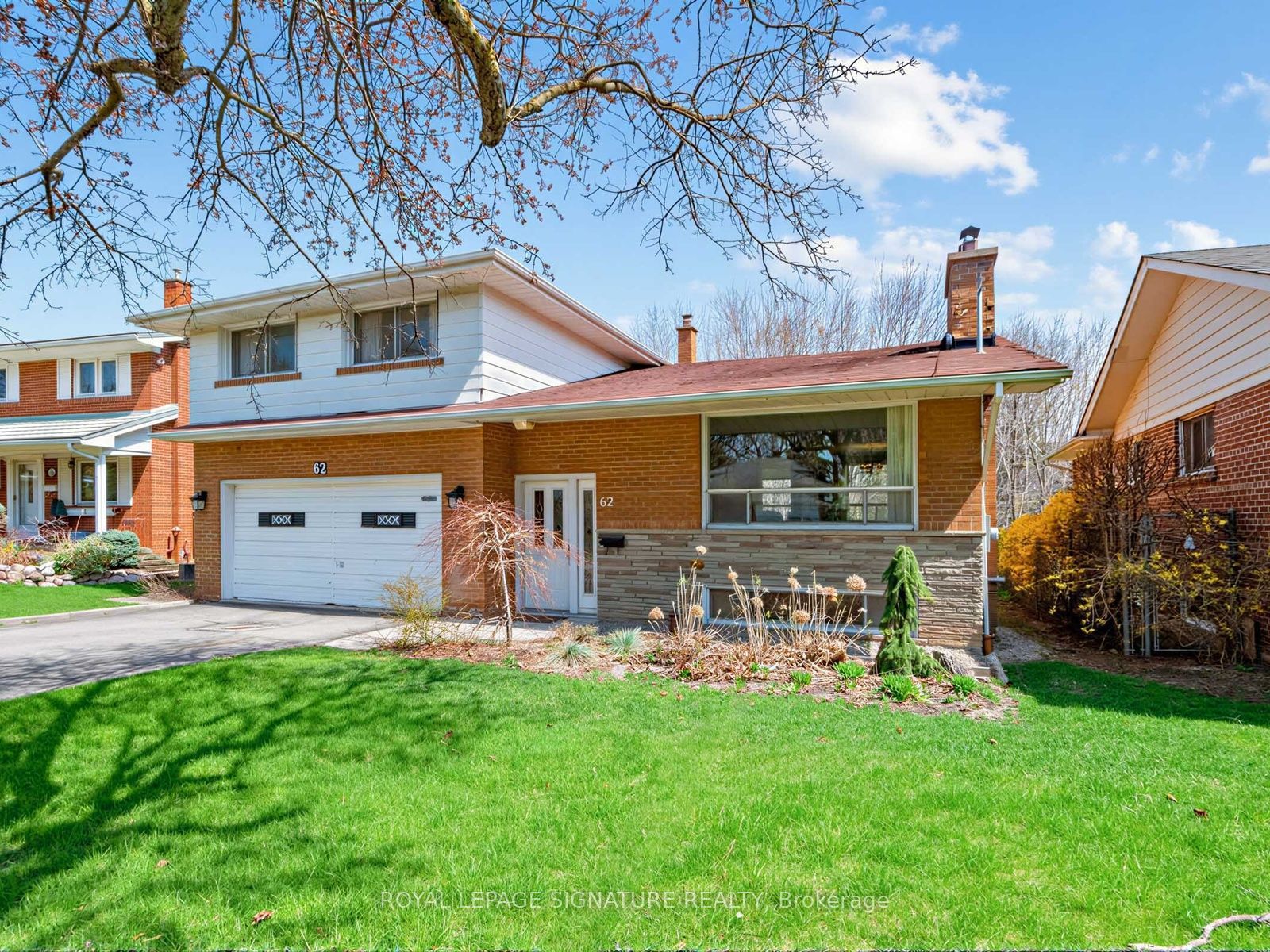 62 Dukinfield Crescent Property Photo 2