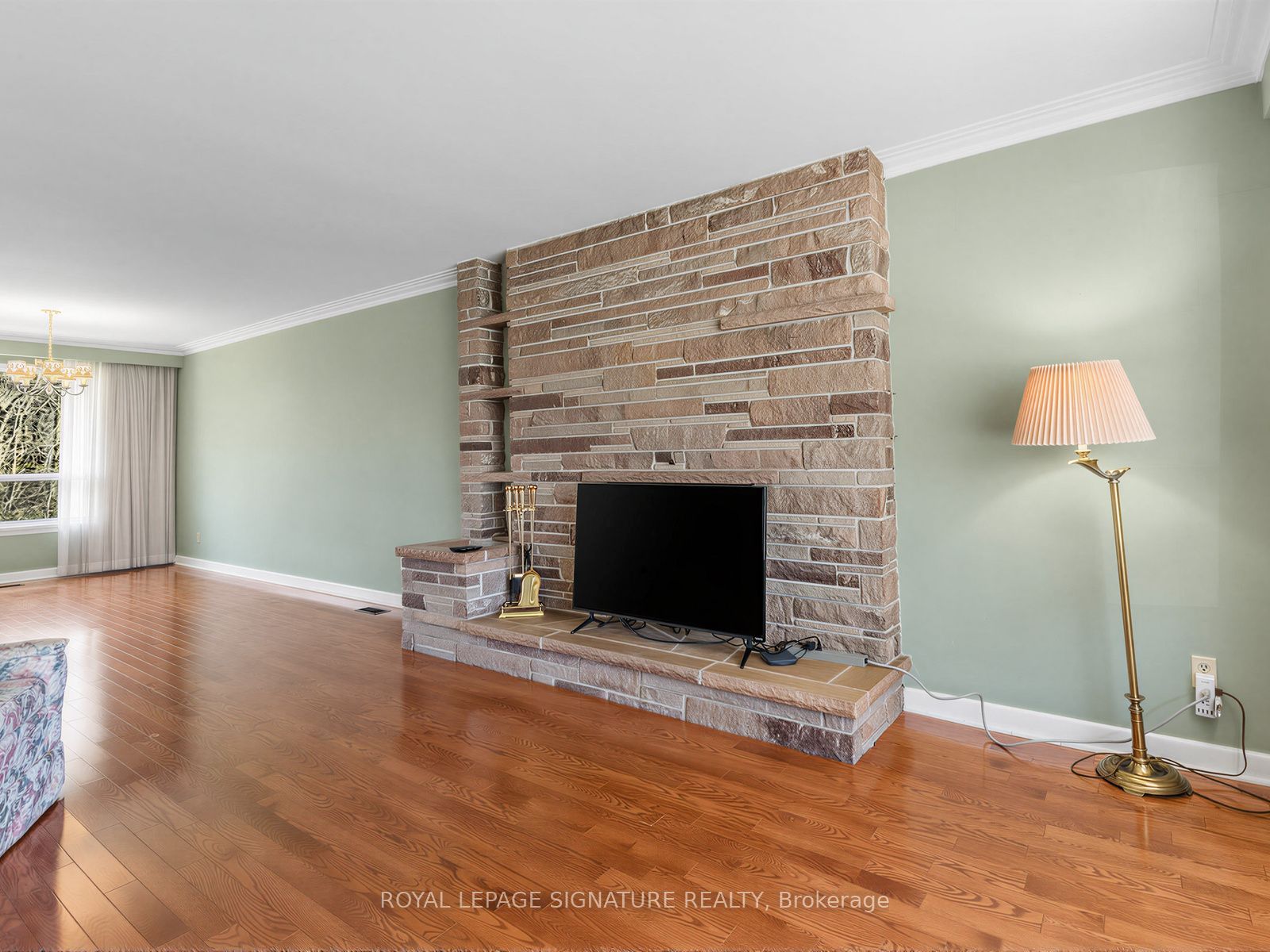 62 Dukinfield Crescent Property Photo 8