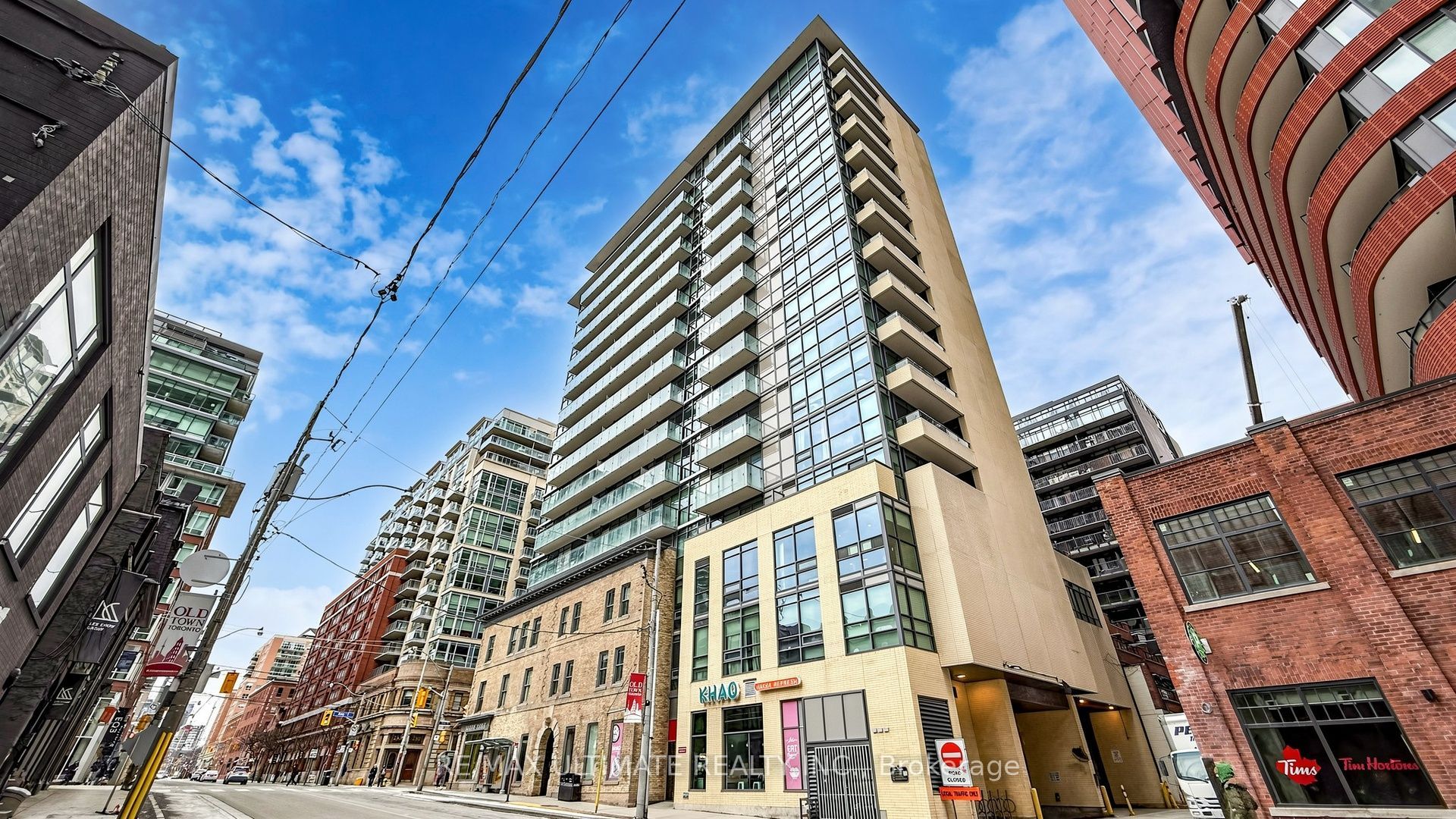39 Sherbourne Street 303