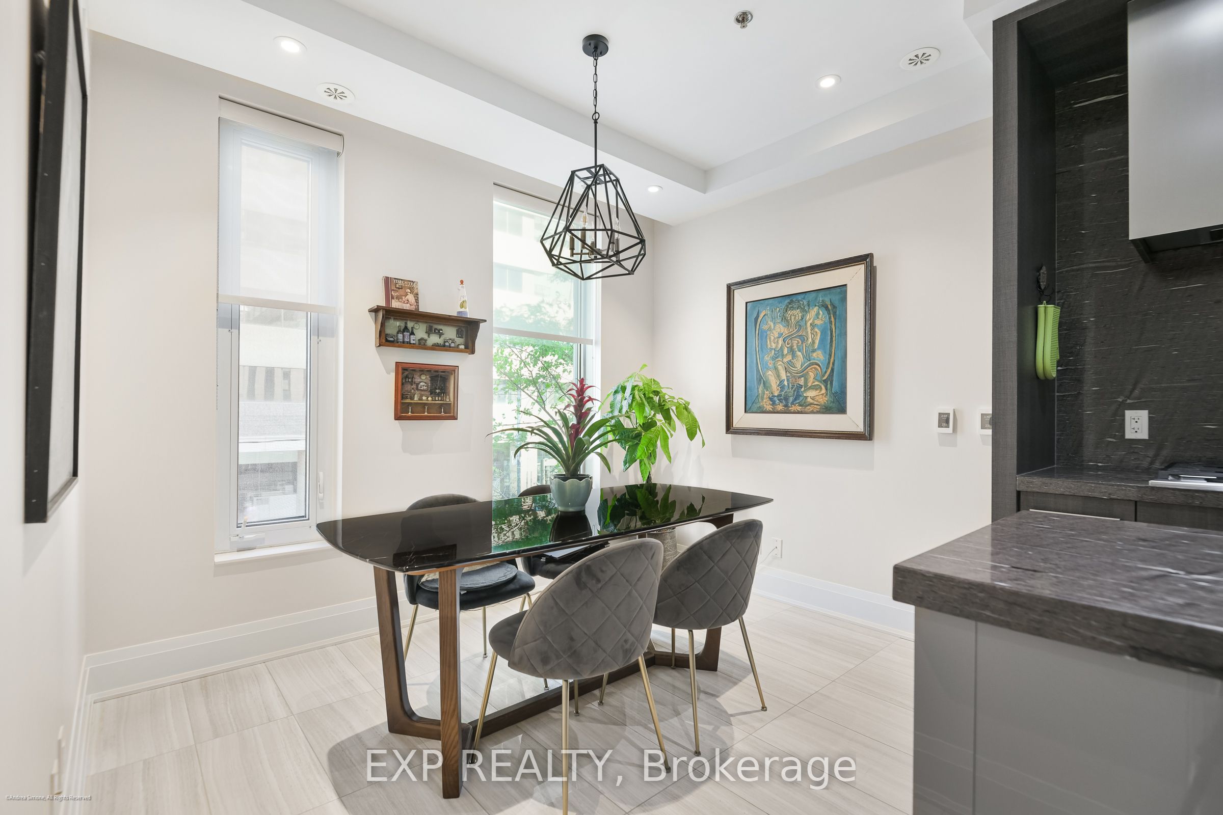 1084 Bay Street Property Photo 18