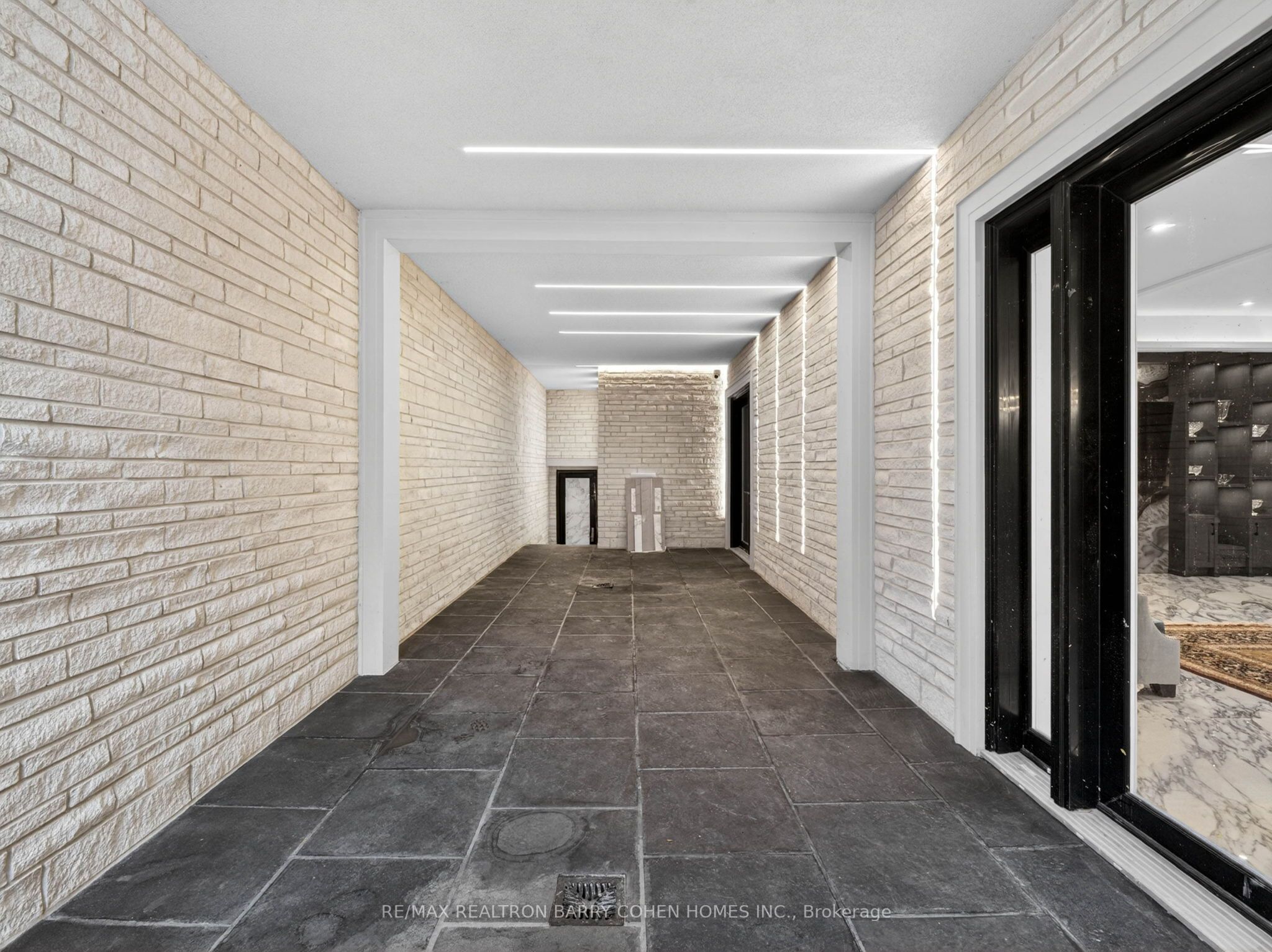 23 Sandfield Road Property Photo 23